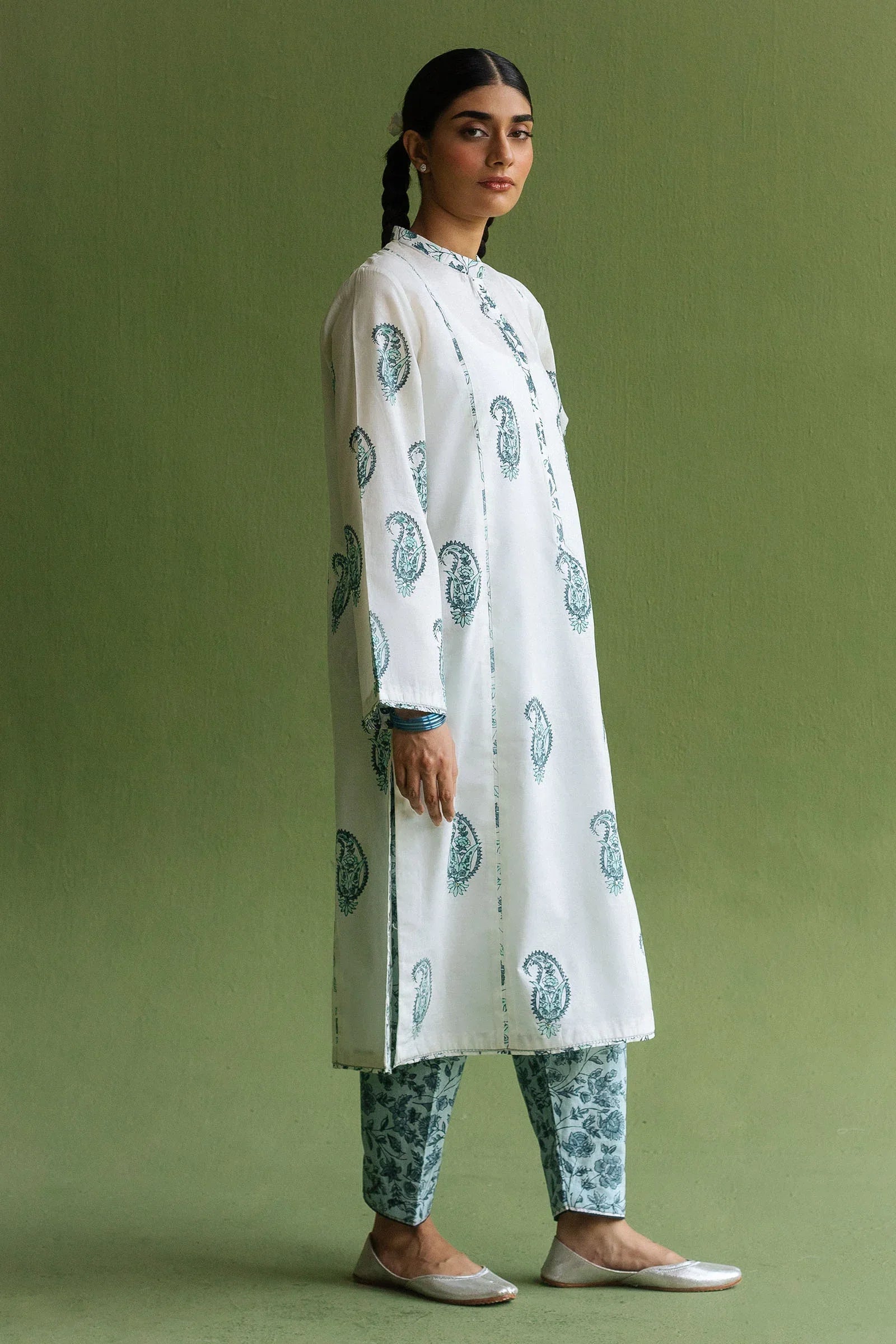 Zara Shahjahan | Handcrafted Suits | ZHC-054 - Rang-e-Khaas