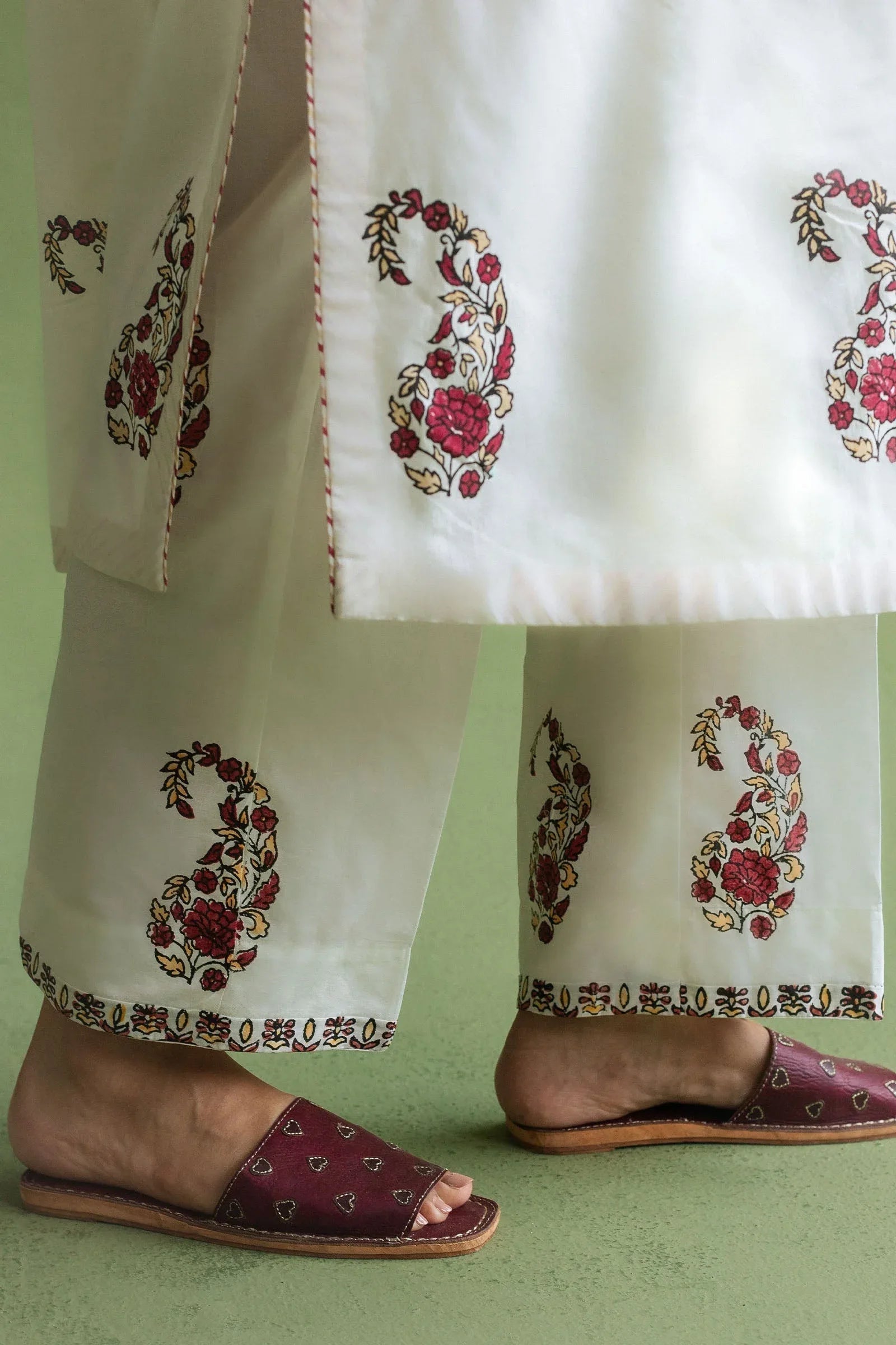 Zara Shahjahan | Handcrafted Suits | ZHC-055 - Rang-e-Khaas