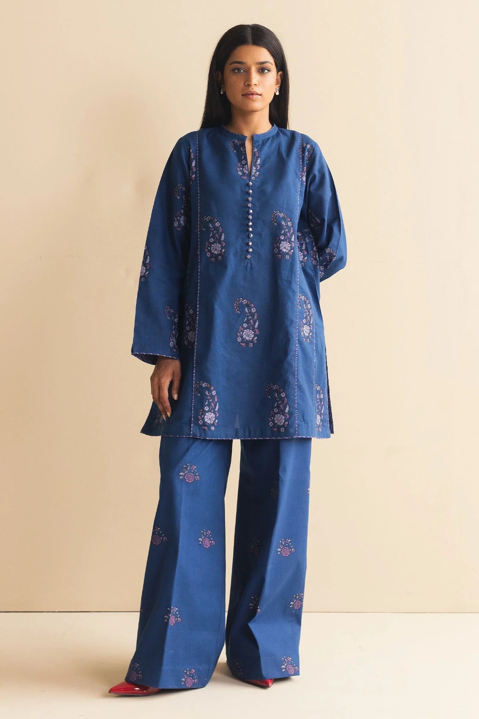 Zara Shahjahan | Handcrafted Suits | ZHC-056 - Rang-e-Khaas