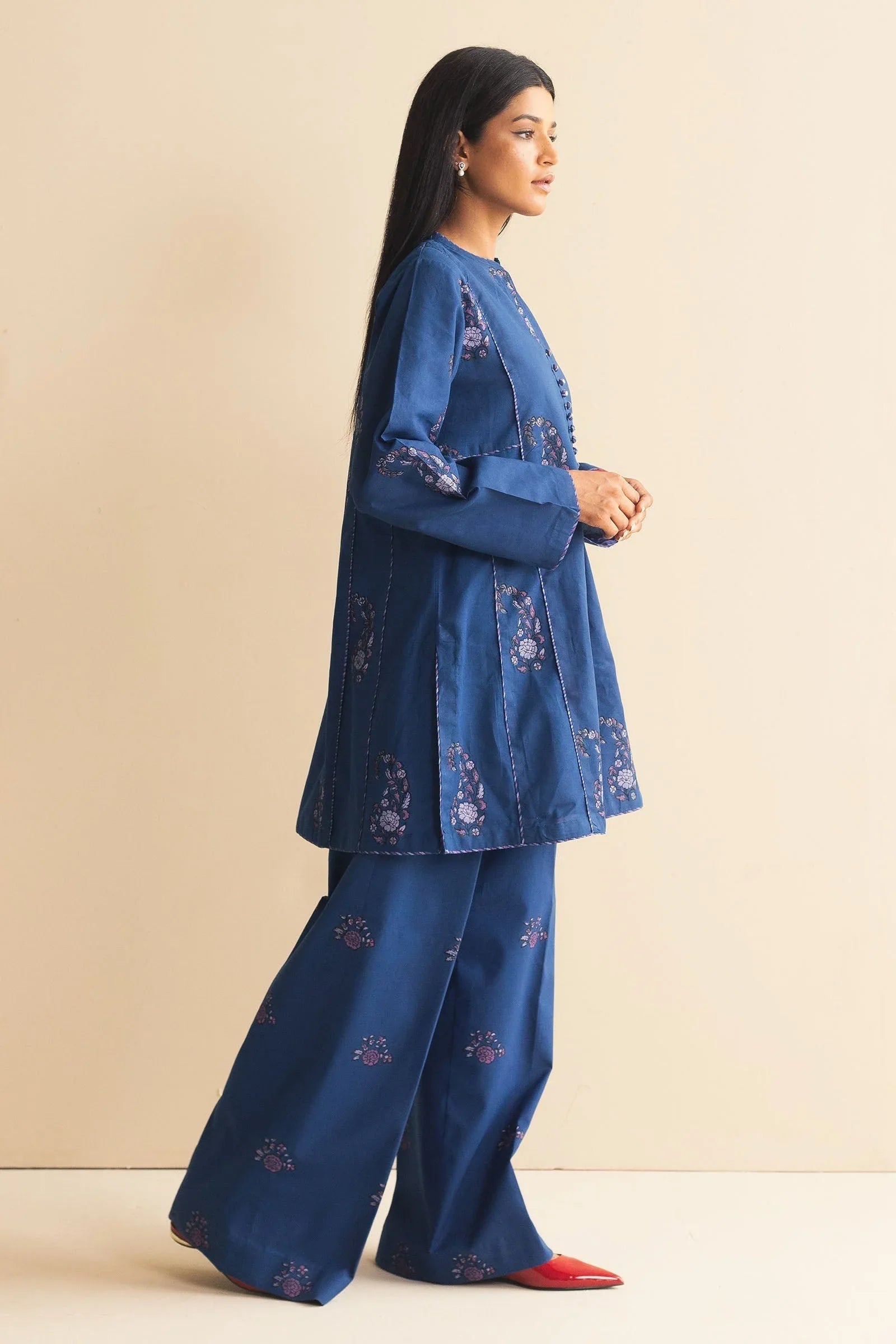 Zara Shahjahan | Handcrafted Suits | ZHC-056 - Rang-e-Khaas