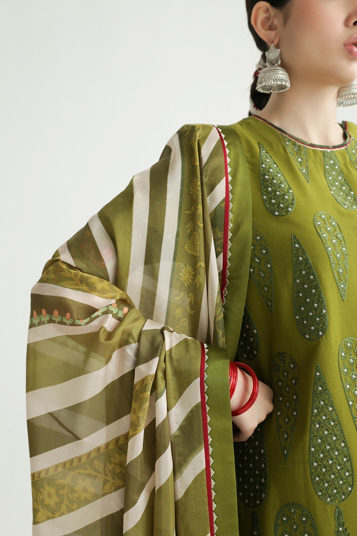 Zara Shahjahan | Luxury Lawn 24 | AAINA-8B - Rang-e-Khaas