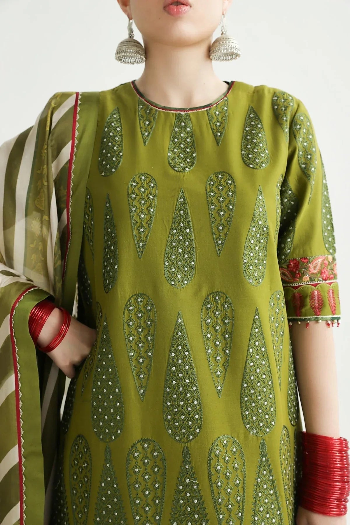 Zara Shahjahan | Luxury Lawn 24 | AAINA-8B - Rang-e-Khaas