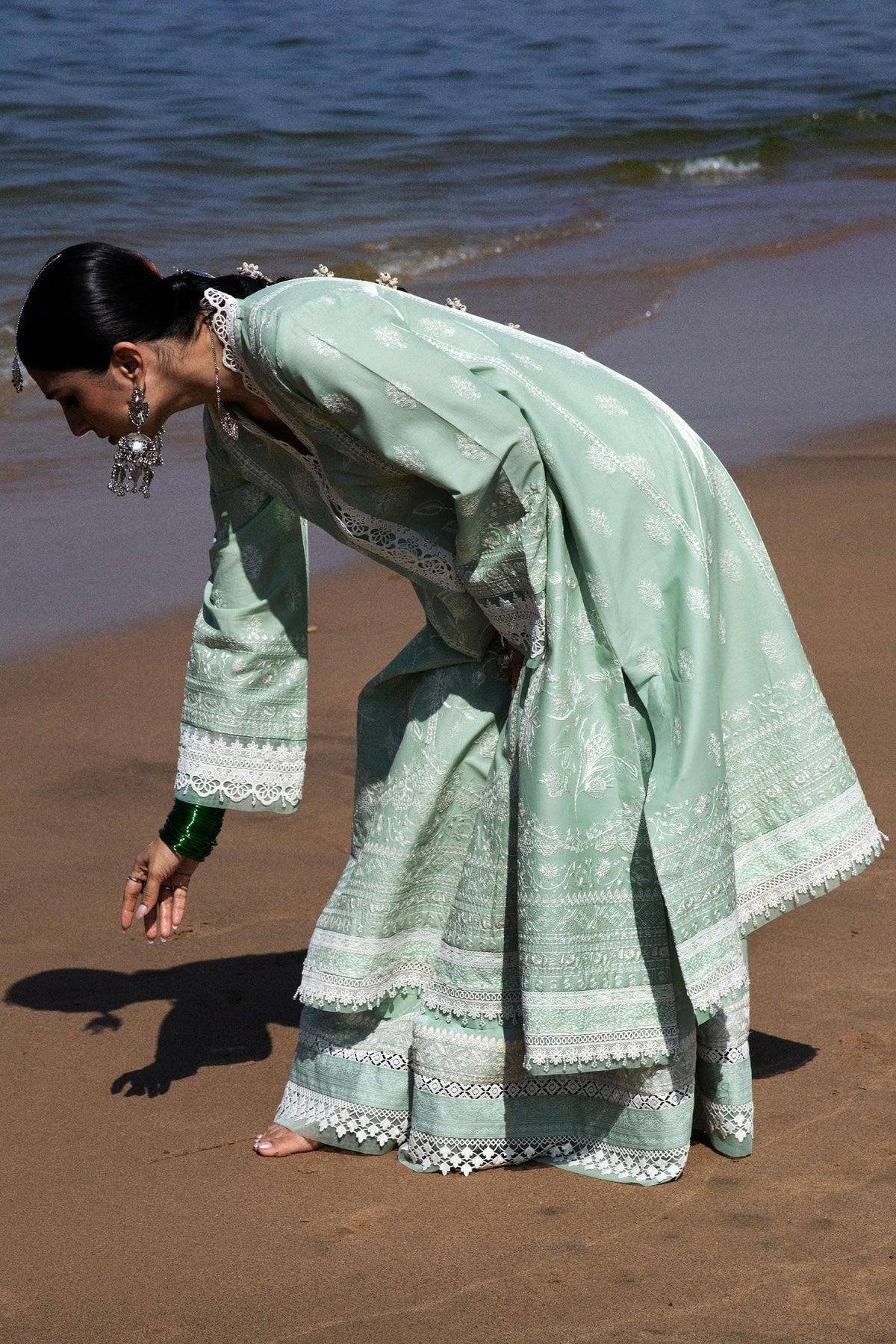 Zara Shahjahan | Luxury Lawn 24 | MAHI-1B - Rang-e-Khaas