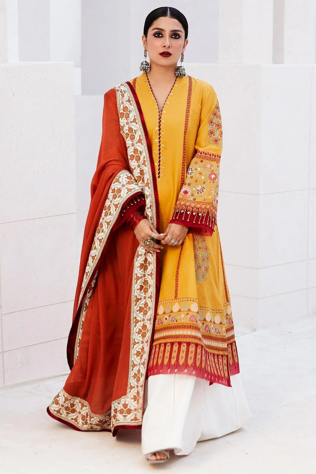 Zara Shahjahan | Luxury Lawn 24 | SANDAL-10A - Rang-e-Khaas