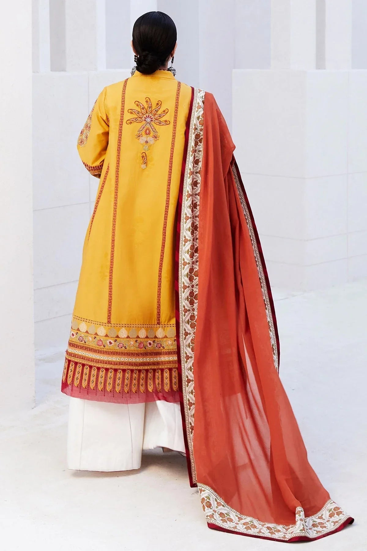 Zara Shahjahan | Luxury Lawn 24 | SANDAL-10A - Rang-e-Khaas