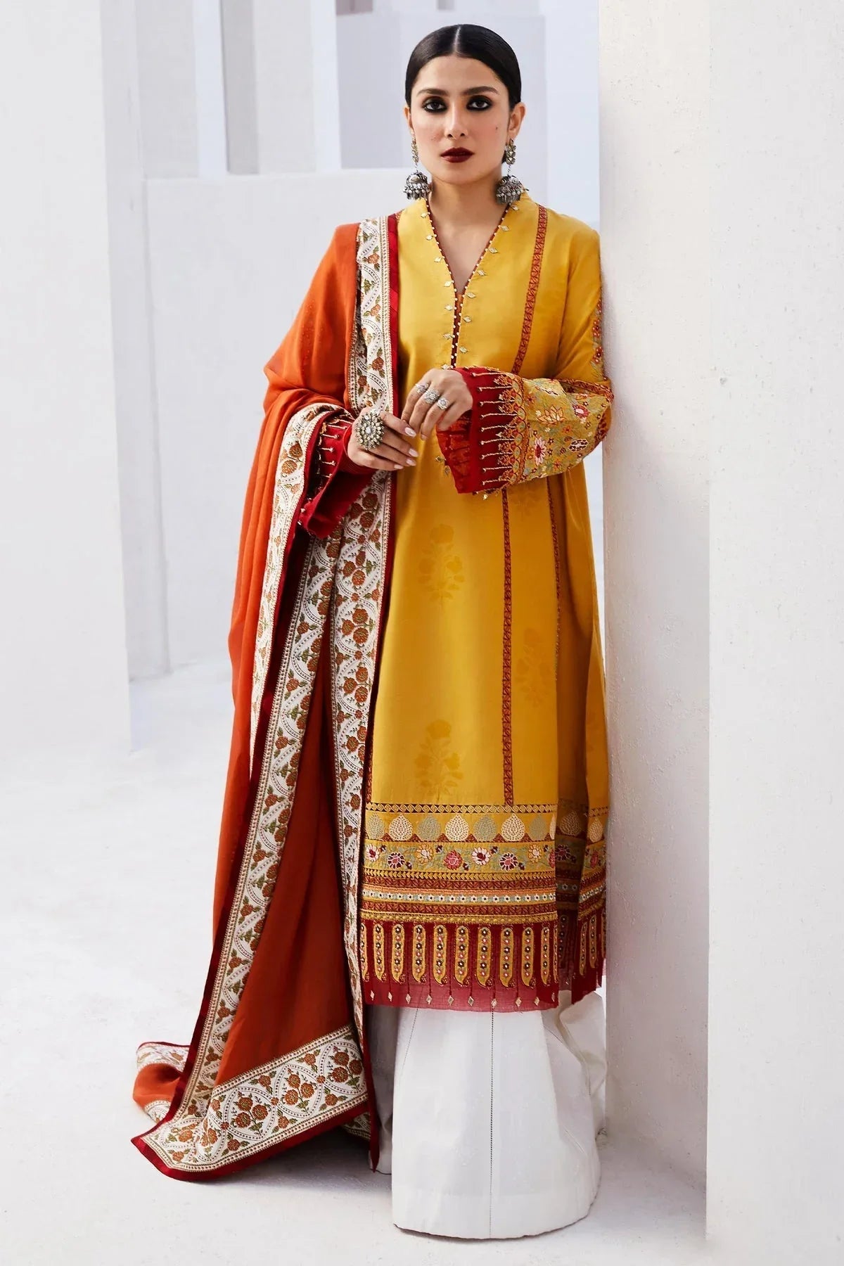 Zara Shahjahan | Luxury Lawn 24 | SANDAL-10A - Rang-e-Khaas