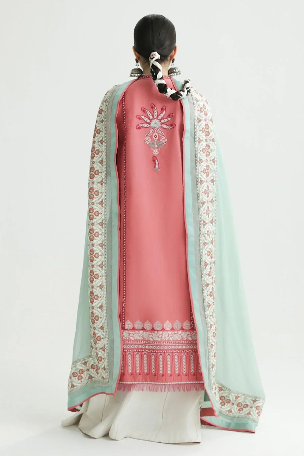 Zara Shahjahan | Luxury Lawn 24 | SANDAL-10B - Rang-e-Khaas
