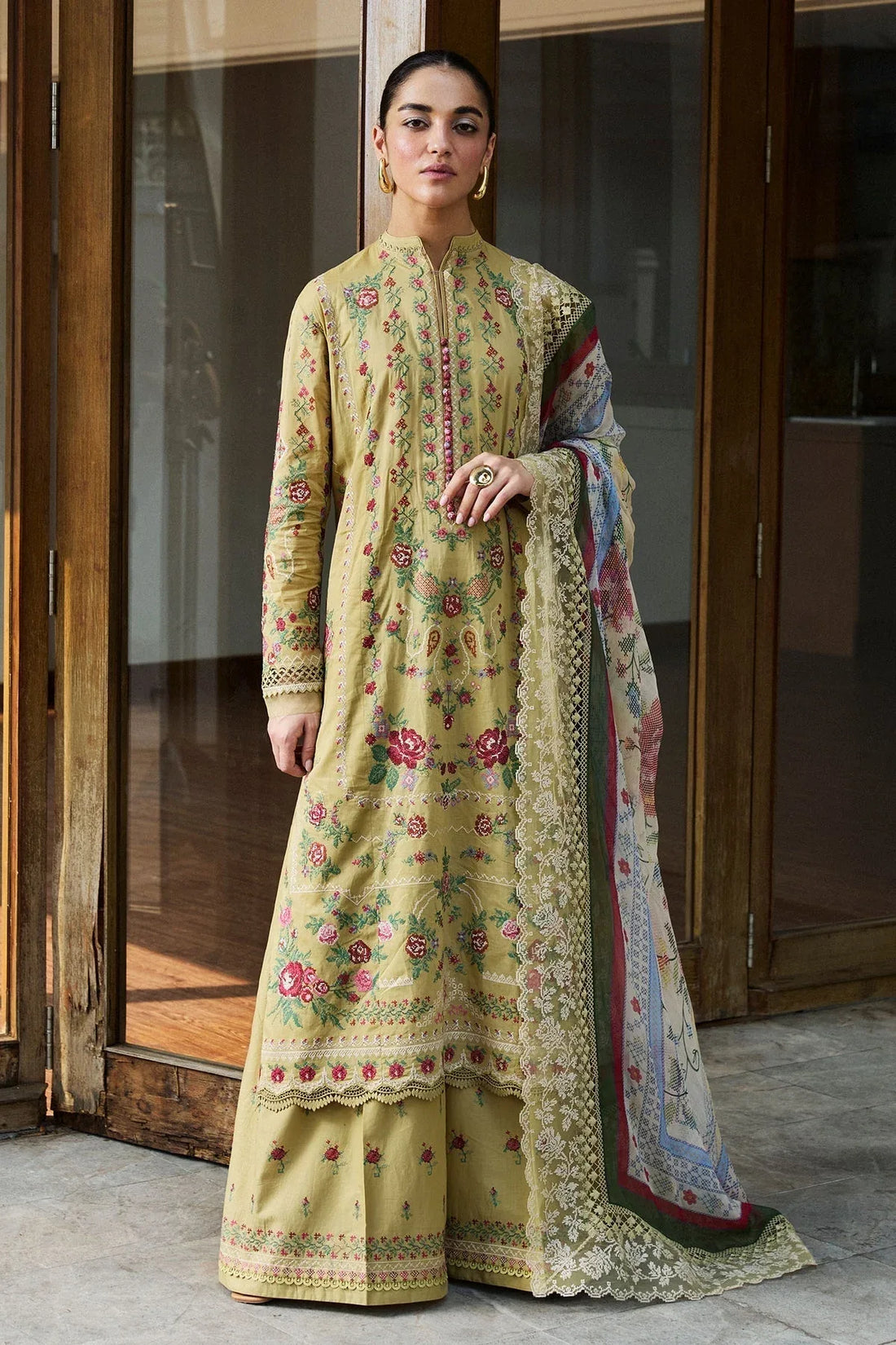 Zara Shahjahan | Satori 25 | Hikari-7B - Rang-e-Khaas