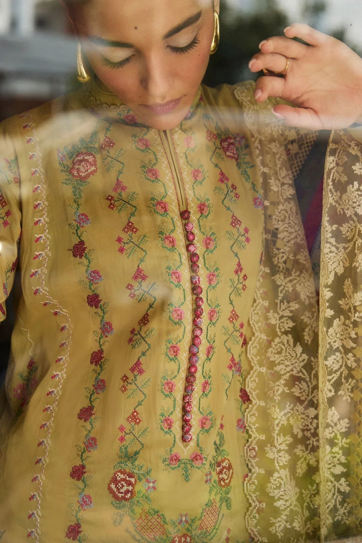 Zara Shahjahan | Satori 25 | Hikari-7B - Rang-e-Khaas