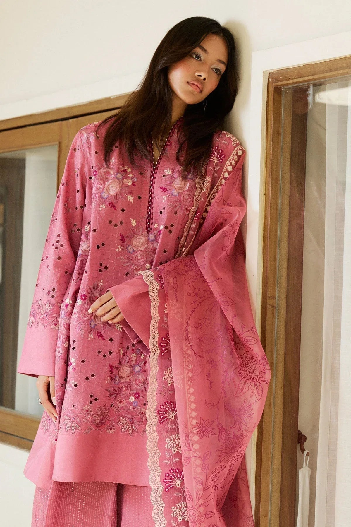 Zara Shahjahan | Satori 25 | Kairo-10B - Rang-e-Khaas