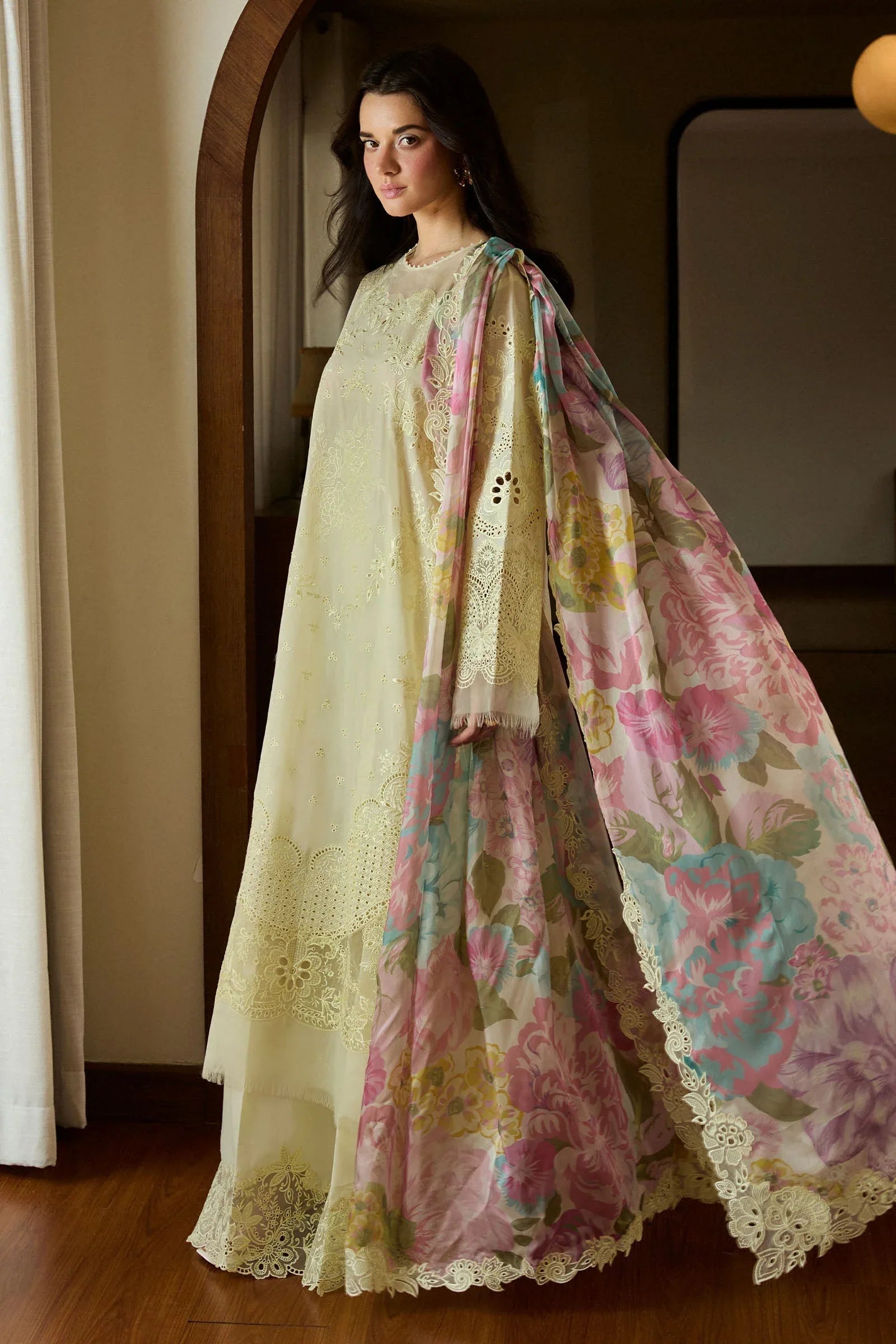 Zara Shahjahan | Satori 25 | Kaori-1B - Rang-e-Khaas