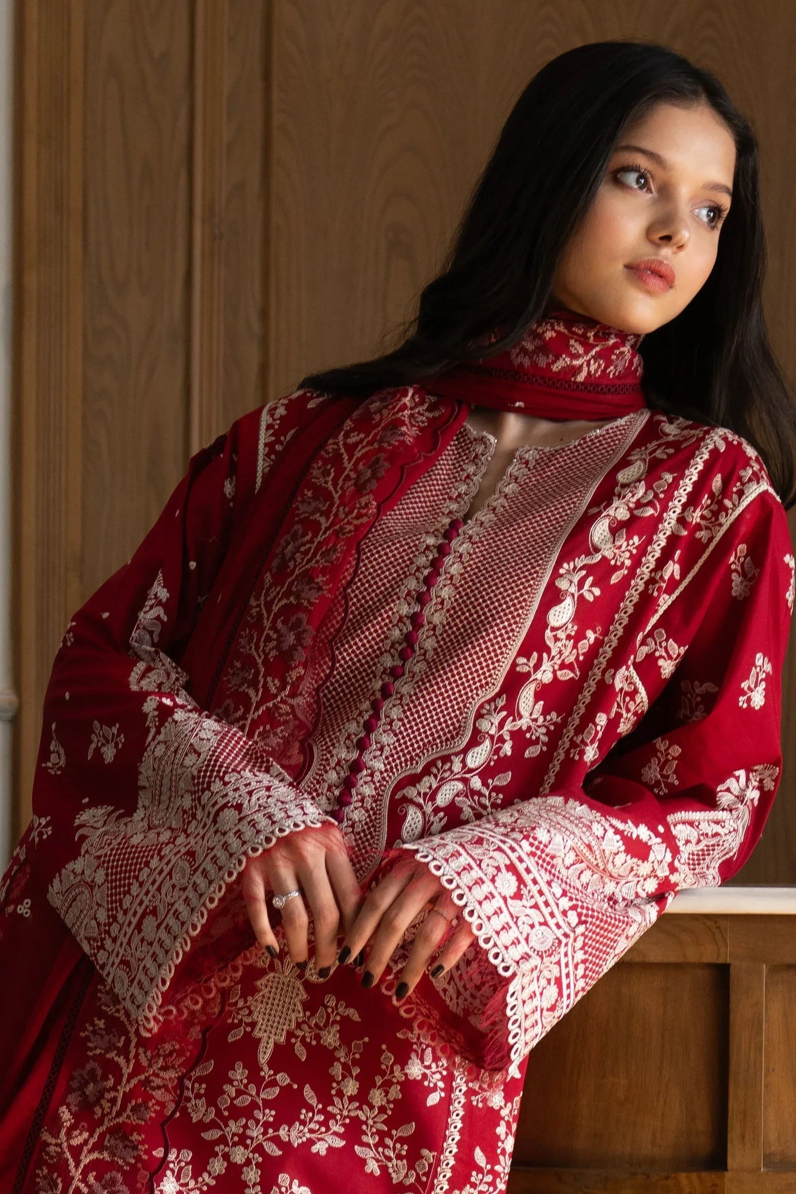 Zara Shahjahan | Satori 25 | Mei-8A - Rang-e-Khaas