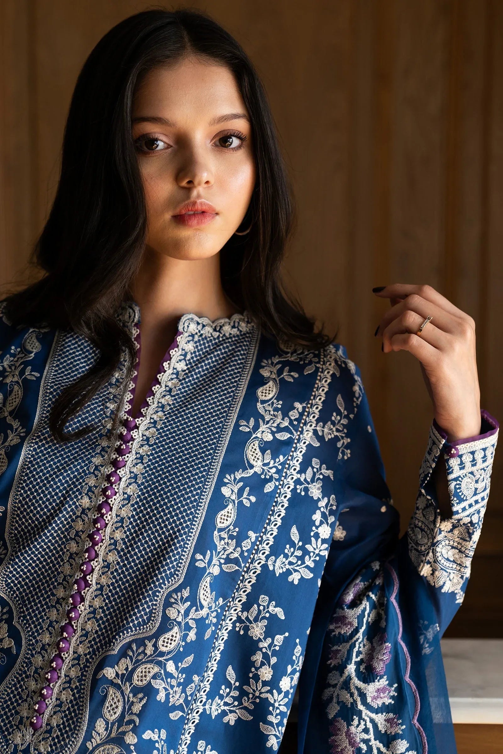 Zara Shahjahan | Satori 25 | Mei-8B - Rang-e-Khaas