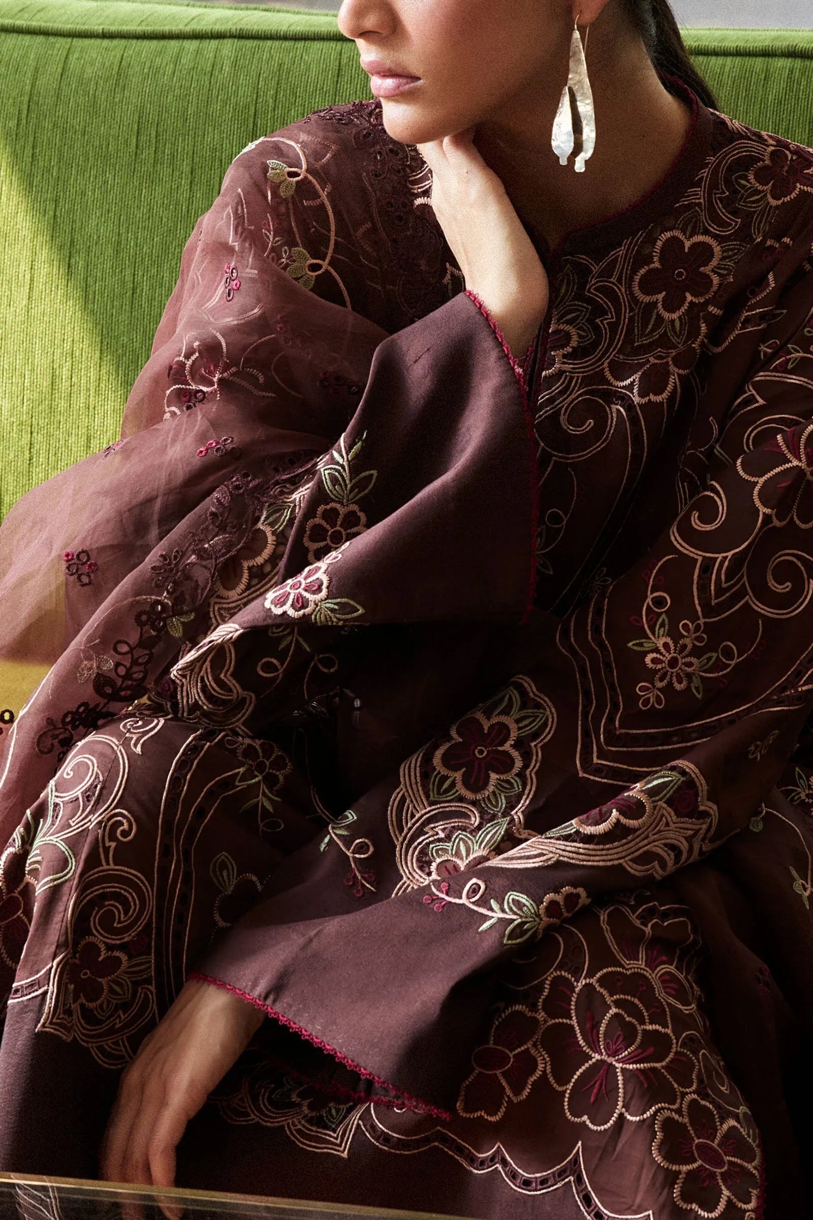 Zara Shahjahan | Satori 25 | Shizumi-4B - Rang-e-Khaas