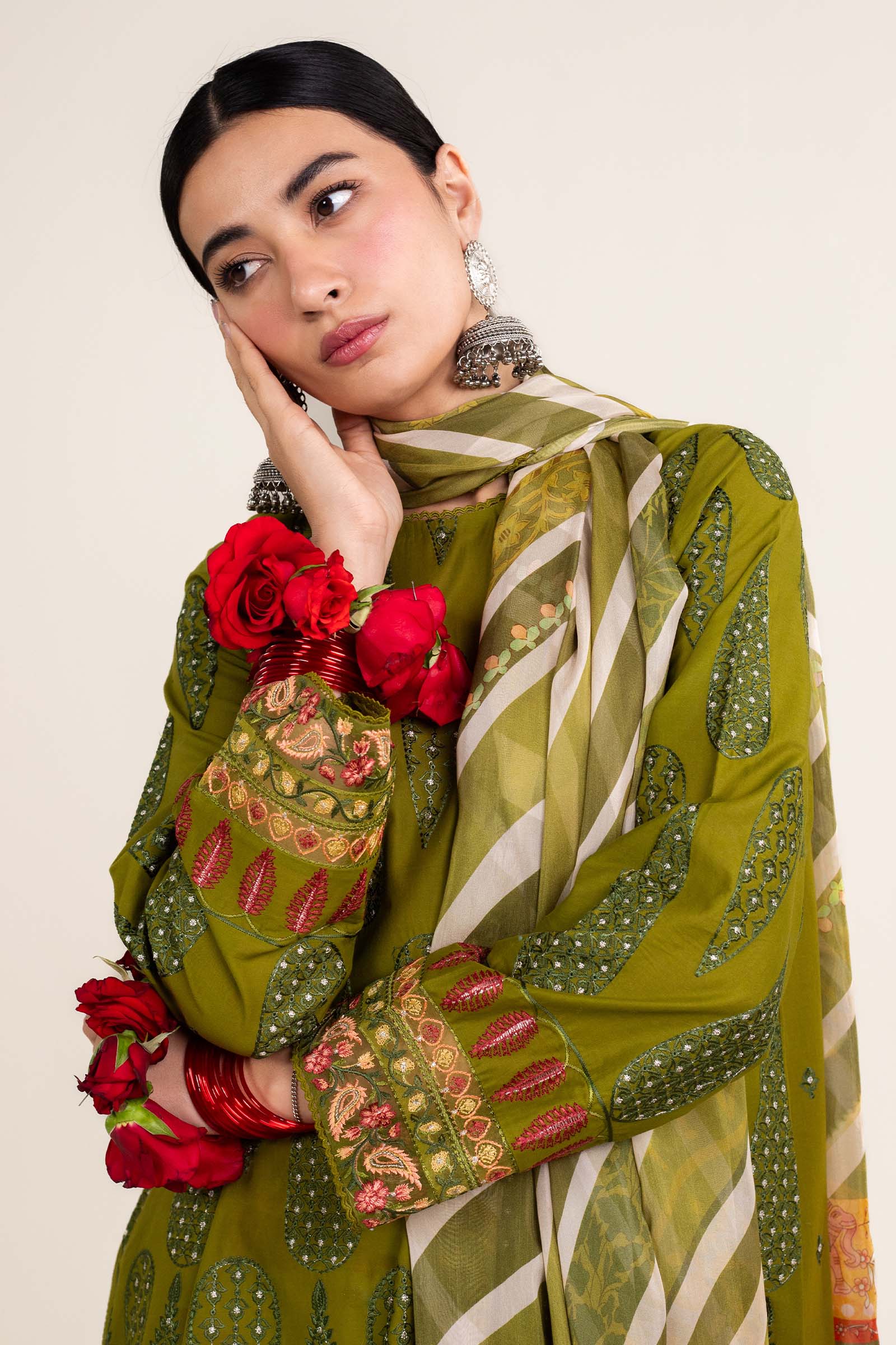 Zara Shahjahan | Stitched Lawn 24 | SL-AINA-8B - Rang-e-Khaas
