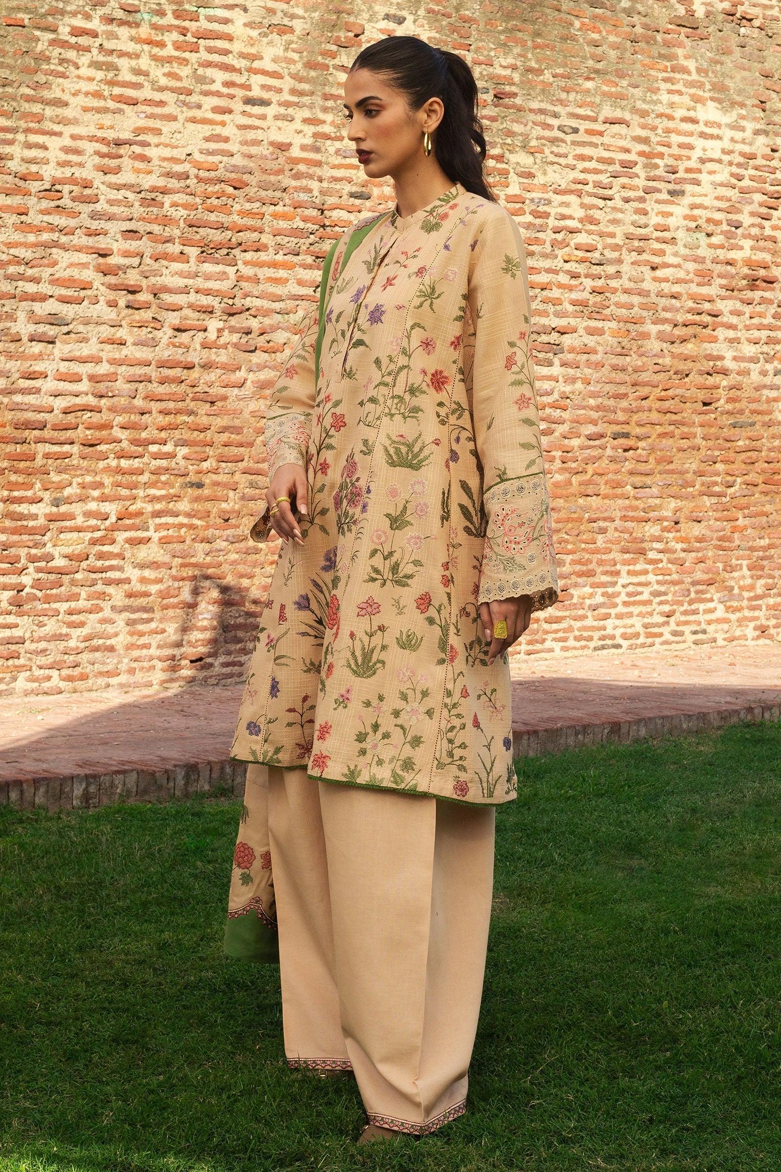 Zara Shahjahan | Winter 24 |  NEGAH-D3 - Rang-e-Khaas