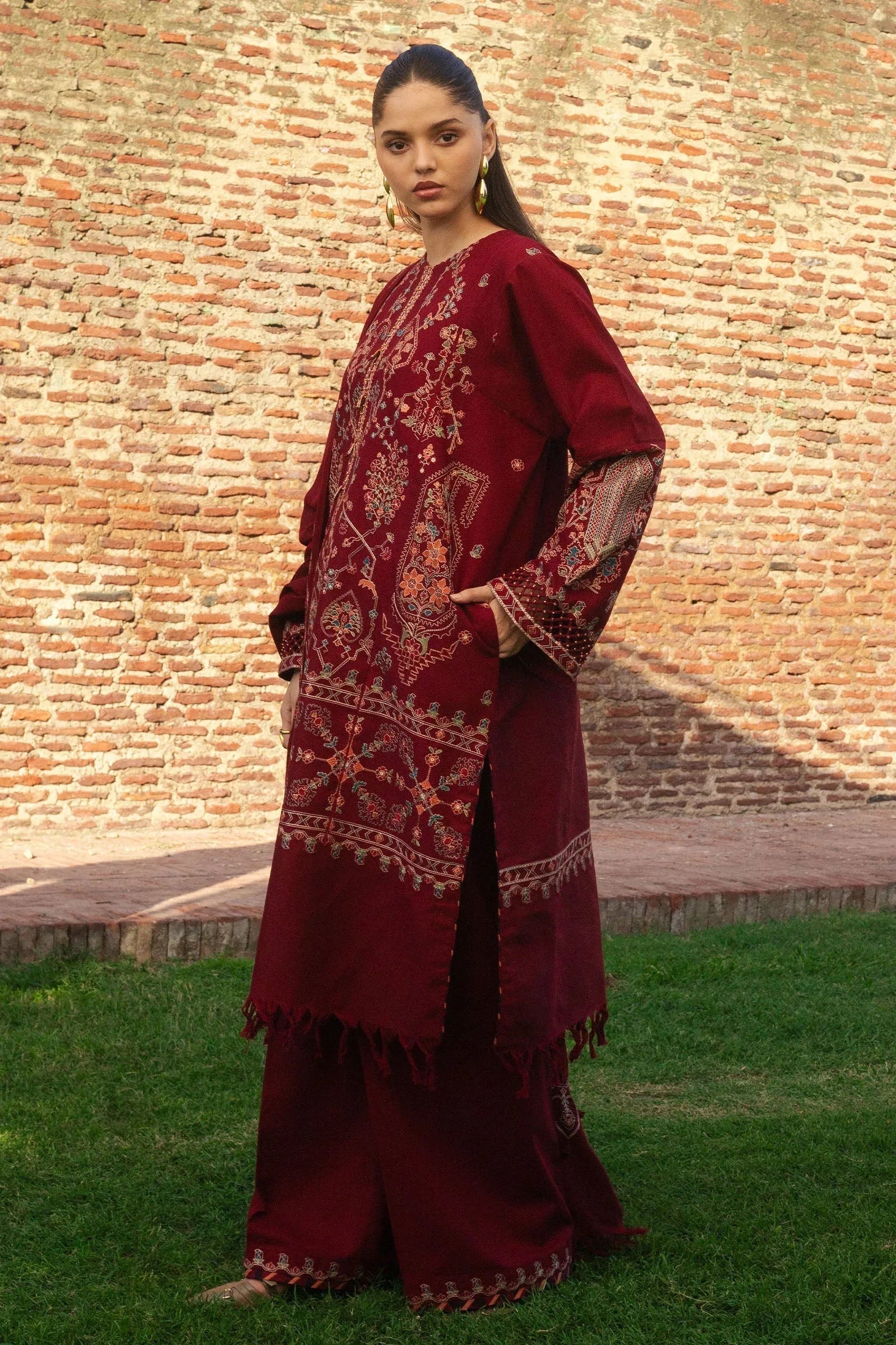 Zara Shahjahan | Winter 24 |  RAHA-D8 - Rang-e-Khaas