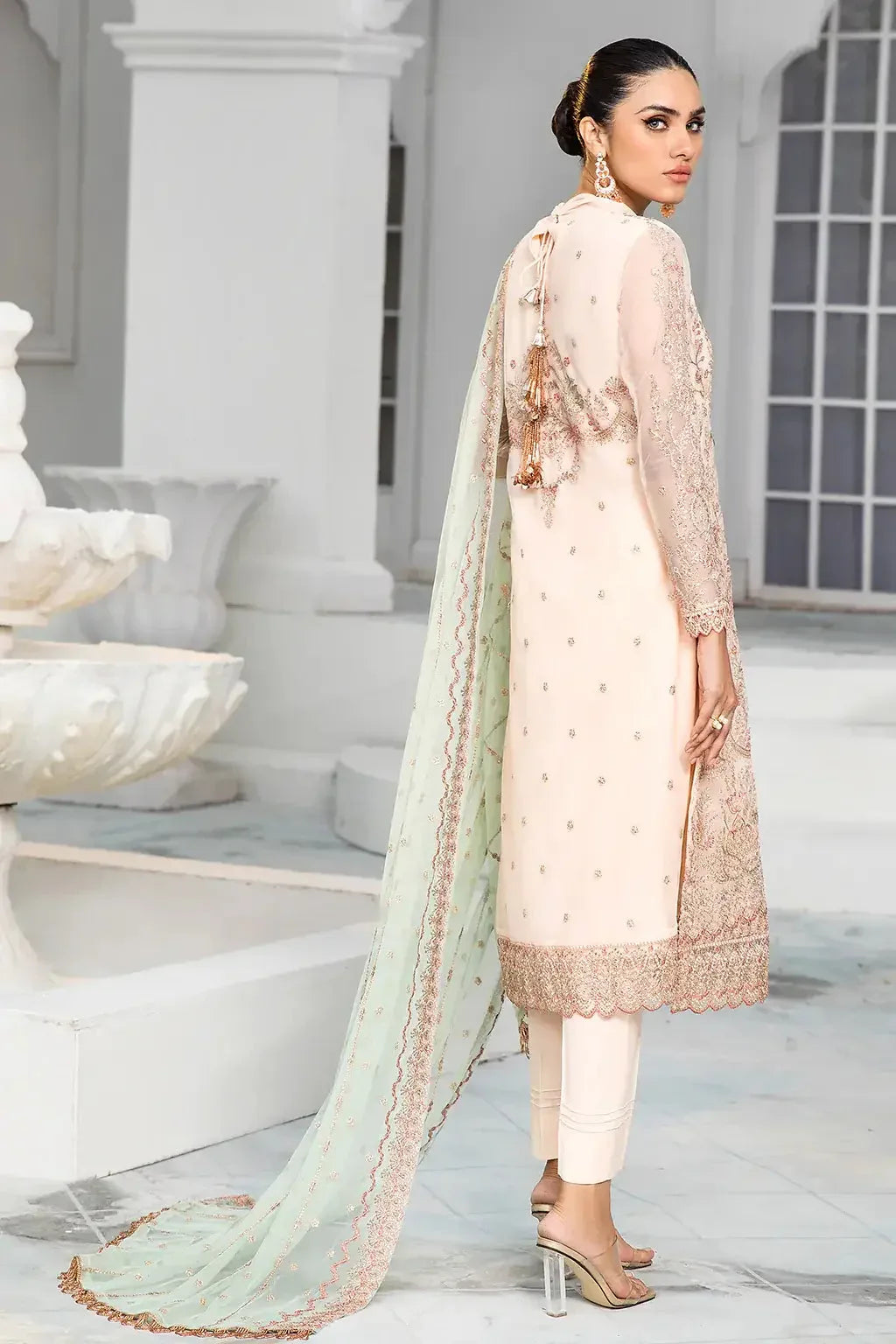 Zarif | DE LUXURY Formals | CORAL - Rang-e-Khaas