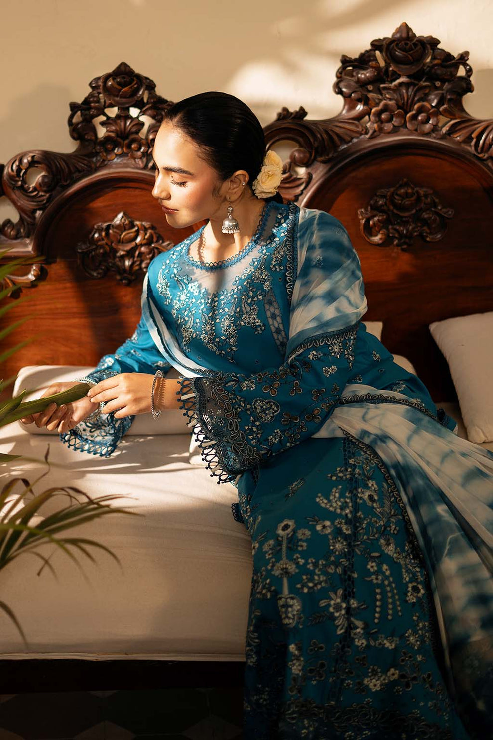 Zarposh | Sajni Lawn 25 | Azal - Rang-e-Khaas