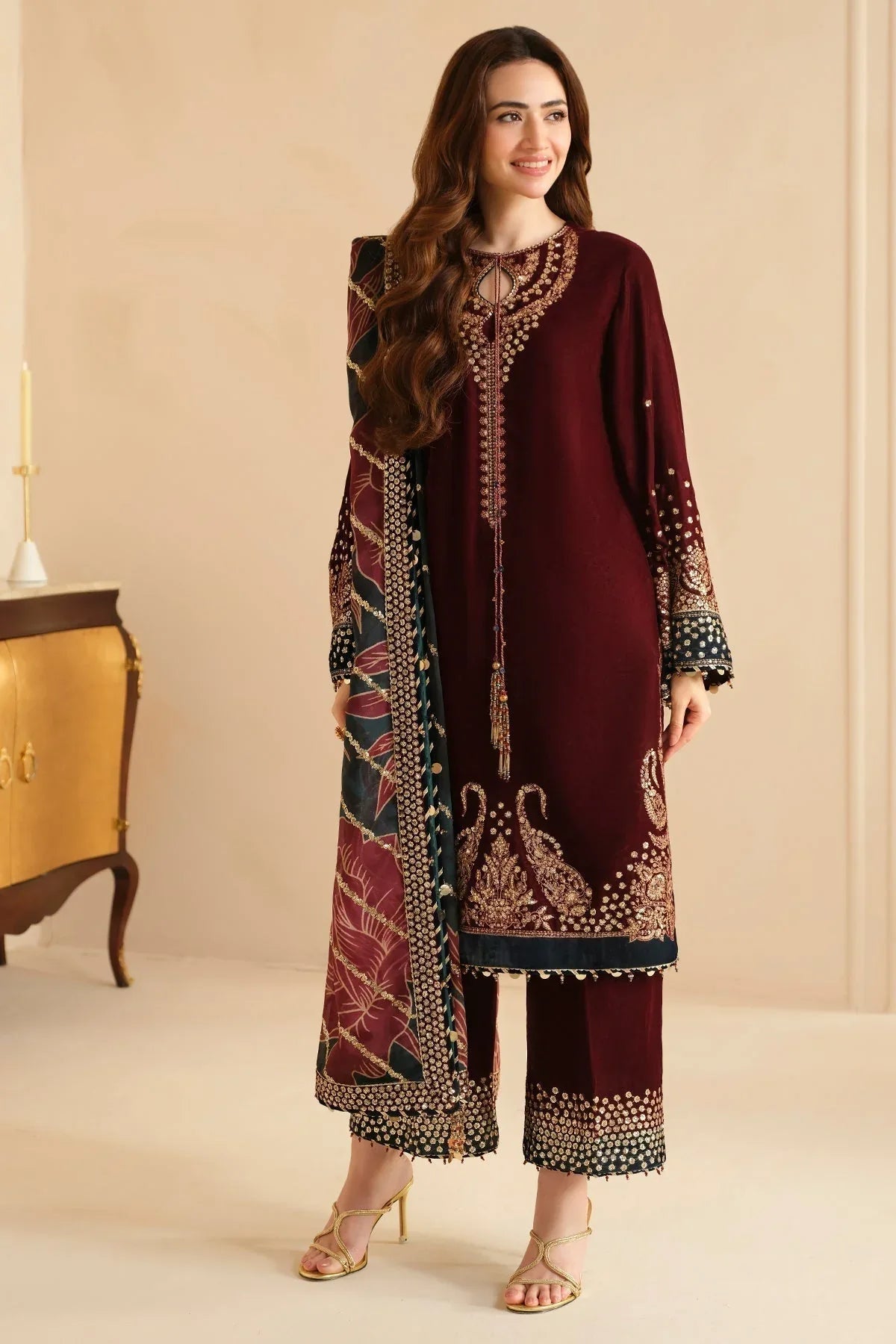 Jazmin | Velvet Edit 24 | Velvet Formal VF-2038 - Rang-e-Khaas