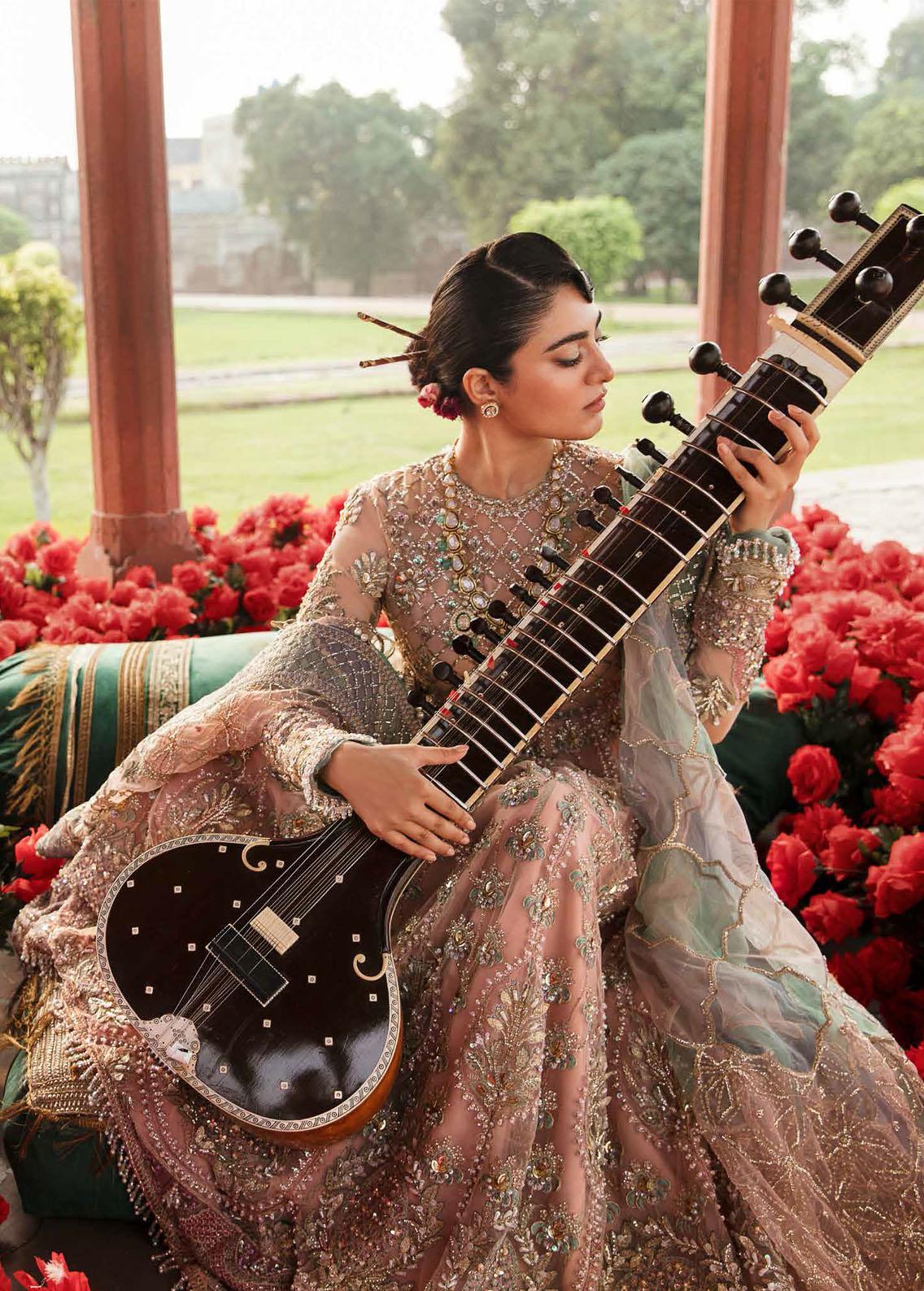 Afrozeh Embroidered Suits Unstitched 3 Piece AF22B 005 Mahtab - Bridal