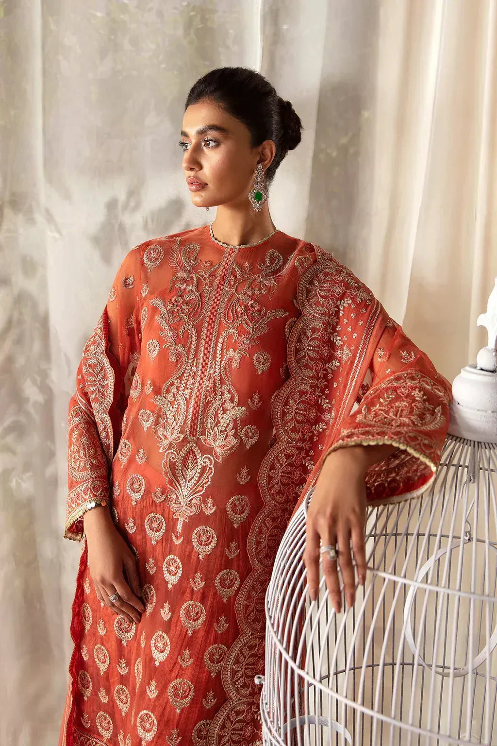 Afrozeh | La Fuchsia 24 | Sierra - Rang-e-Khaas