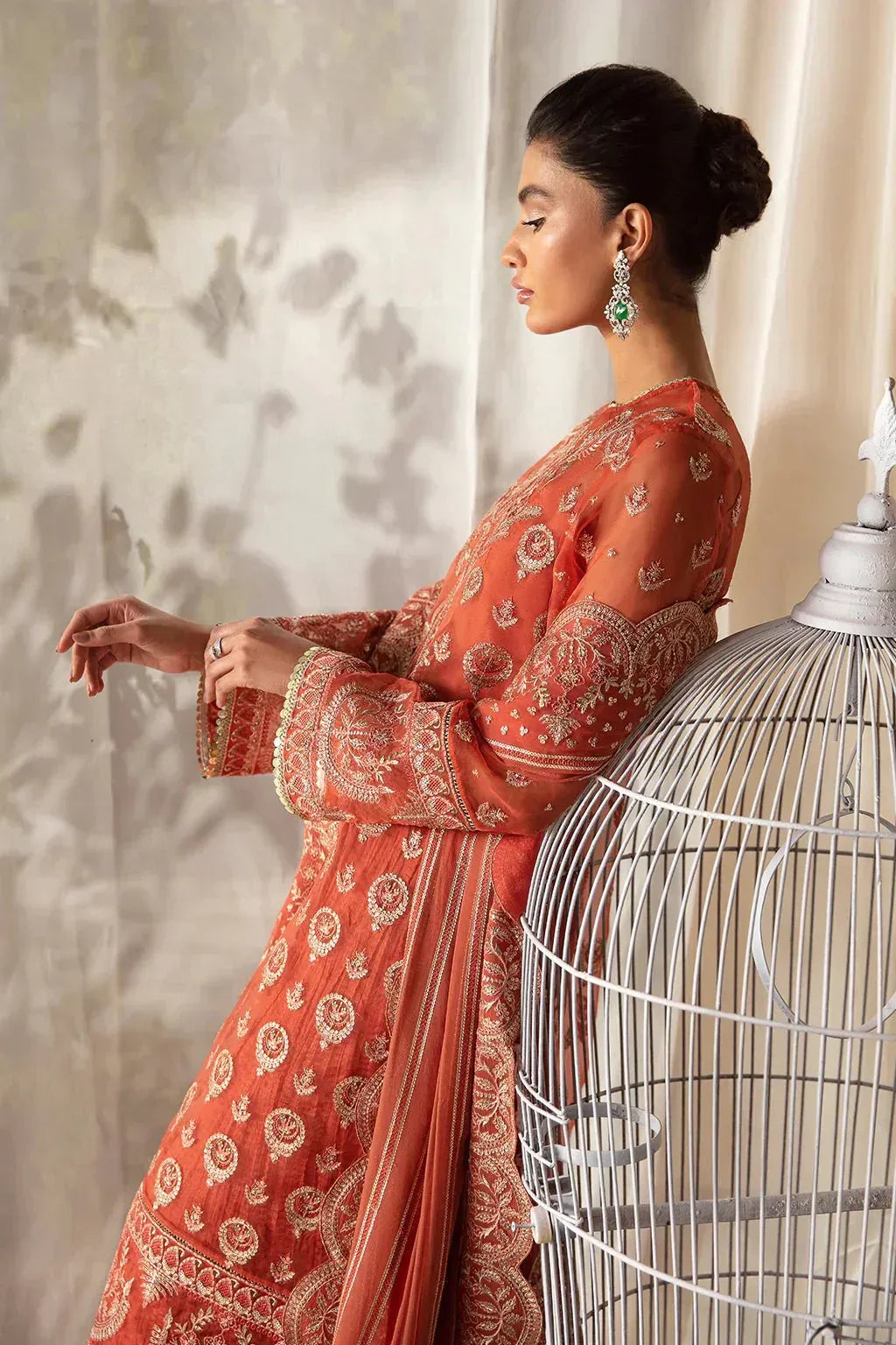 Afrozeh | La Fuchsia 24 | Sierra - Rang-e-Khaas