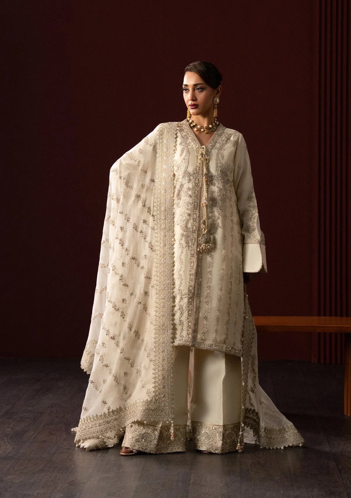 Aik Atelier | Lady Aik 25 | LOOK 01 - Rang-e-Khaas
