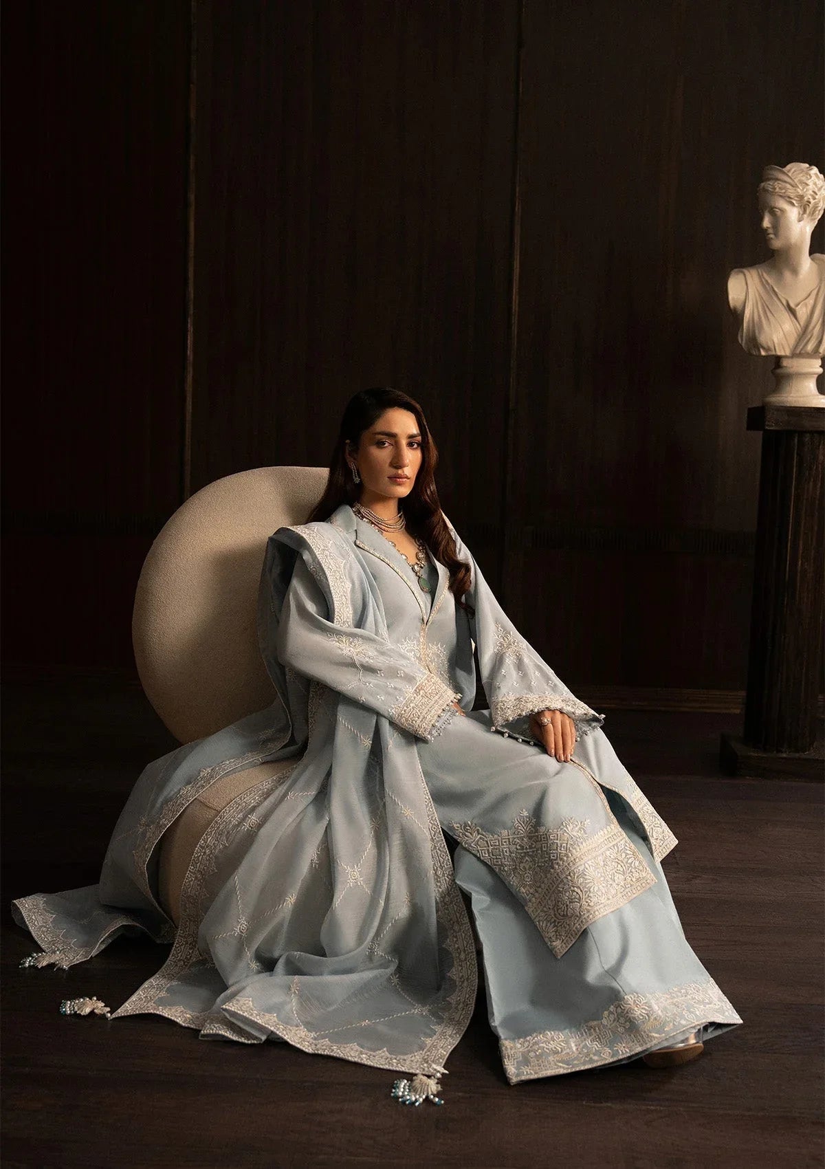 Aik Atelier | Lady Aik 25 | LOOK 05 - Rang-e-Khaas