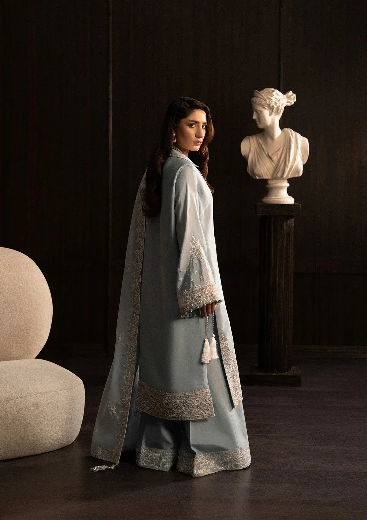 Aik Atelier | Lady Aik 25 | LOOK 05 - Rang-e-Khaas