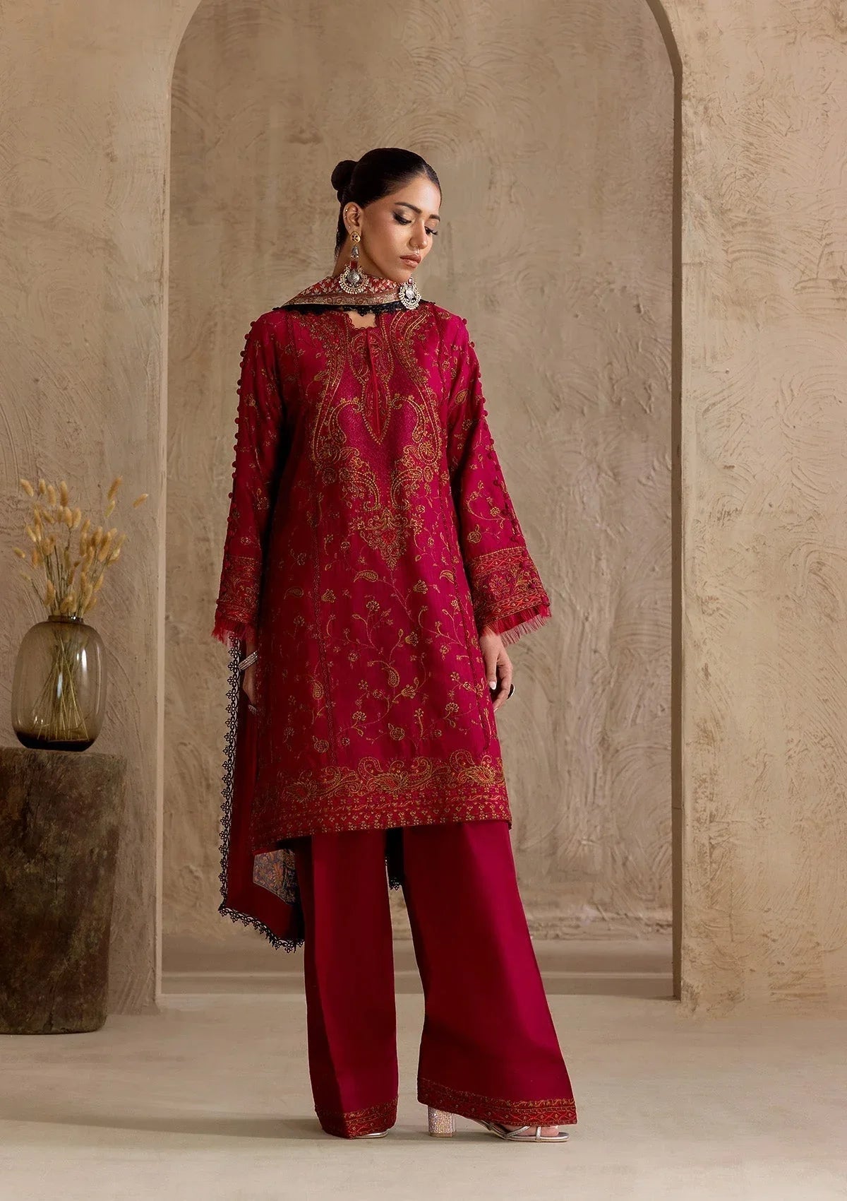 Aik Atelier | RTW 25 |  LOOK 05 - Rang-e-Khaas