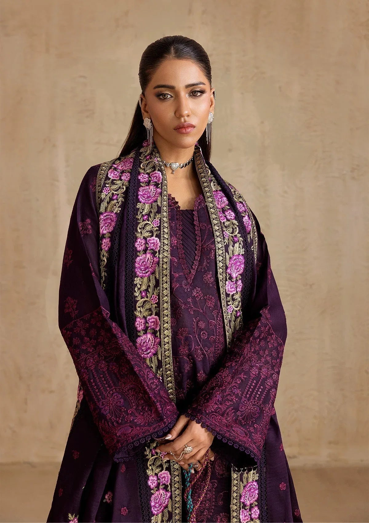 Aik Atelier | RTW 25 | LOOK 08 - Rang-e-Khaas