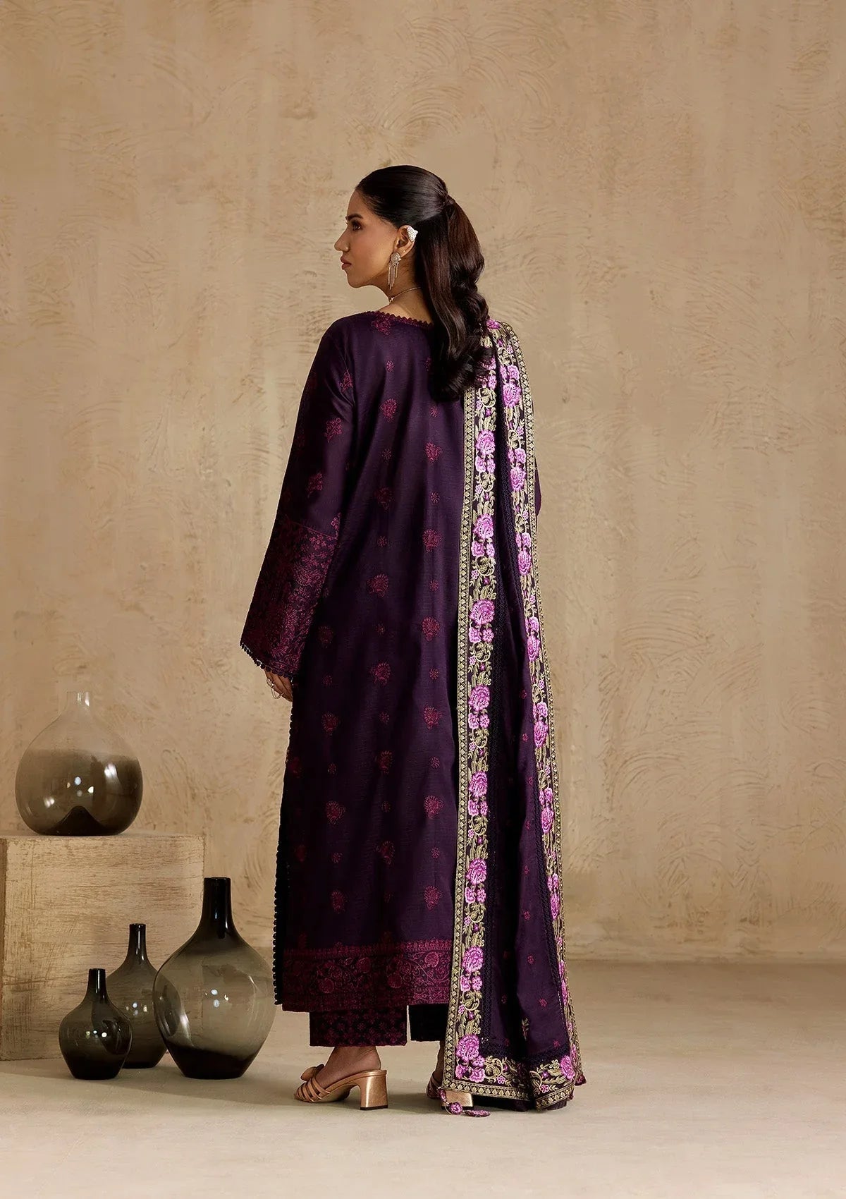 Aik Atelier | RTW 25 | LOOK 08 - Rang-e-Khaas