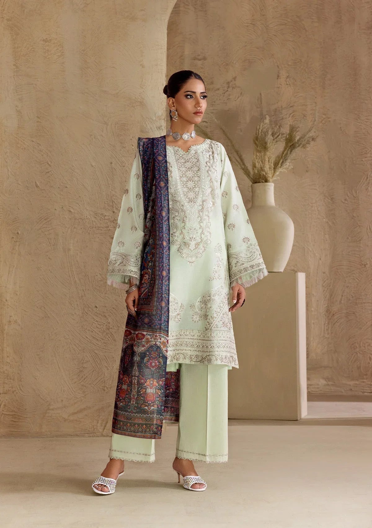 Aik Atelier | RTW 25 | LOOK 10 - Rang-e-Khaas