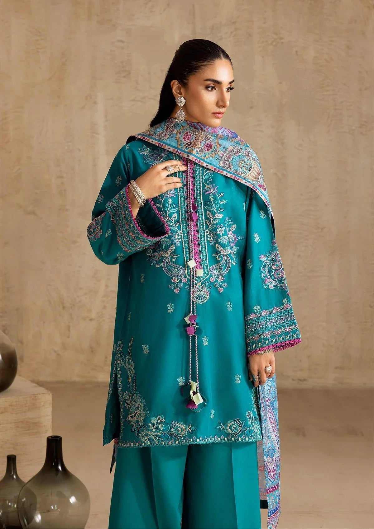 Aik Atelier | RTW 25 | LOOK 11 - Rang-e-Khaas