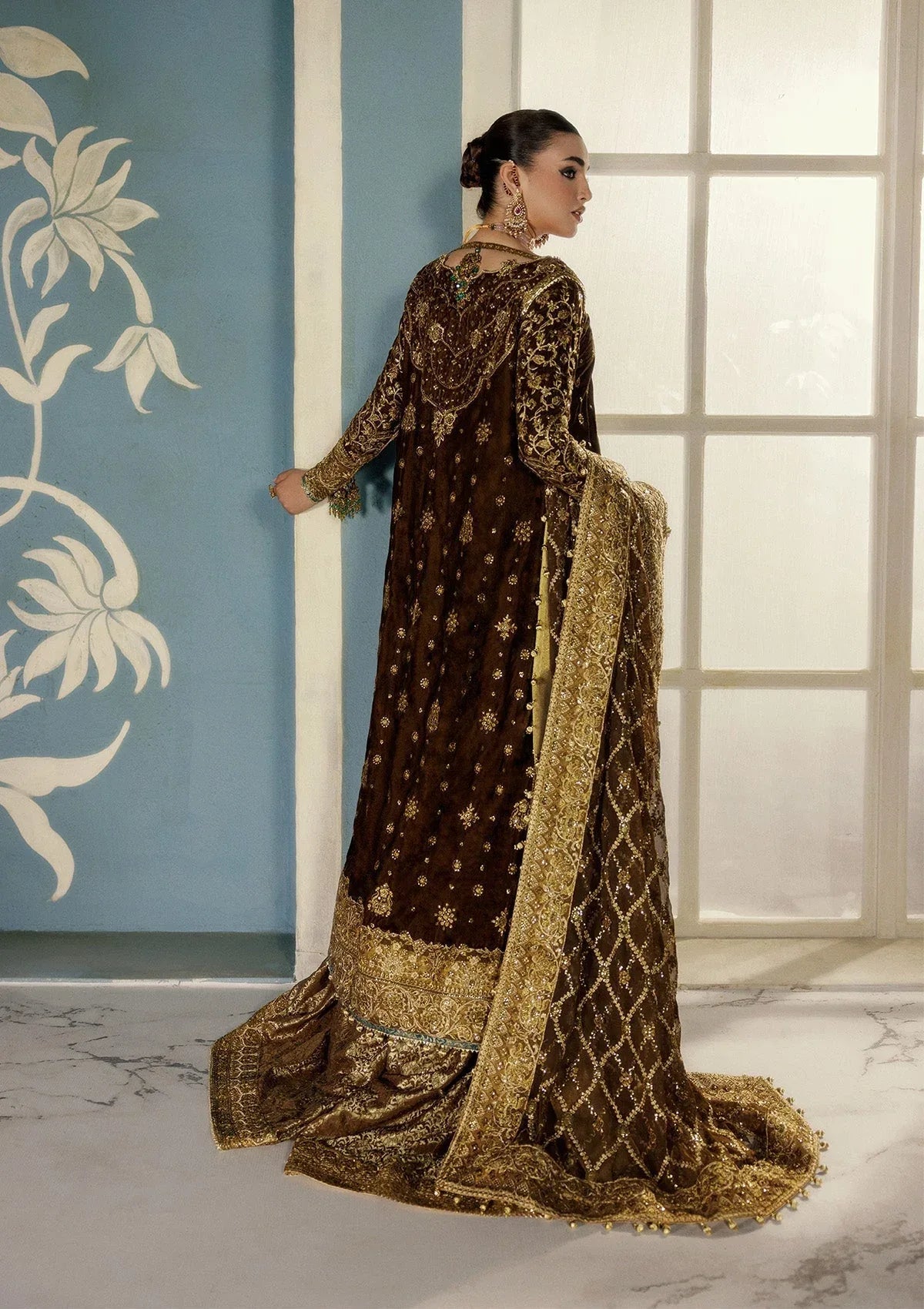 Aik Atelier | Udaipur Velvet 25 | LOOK 01 - Rang-e-Khaas
