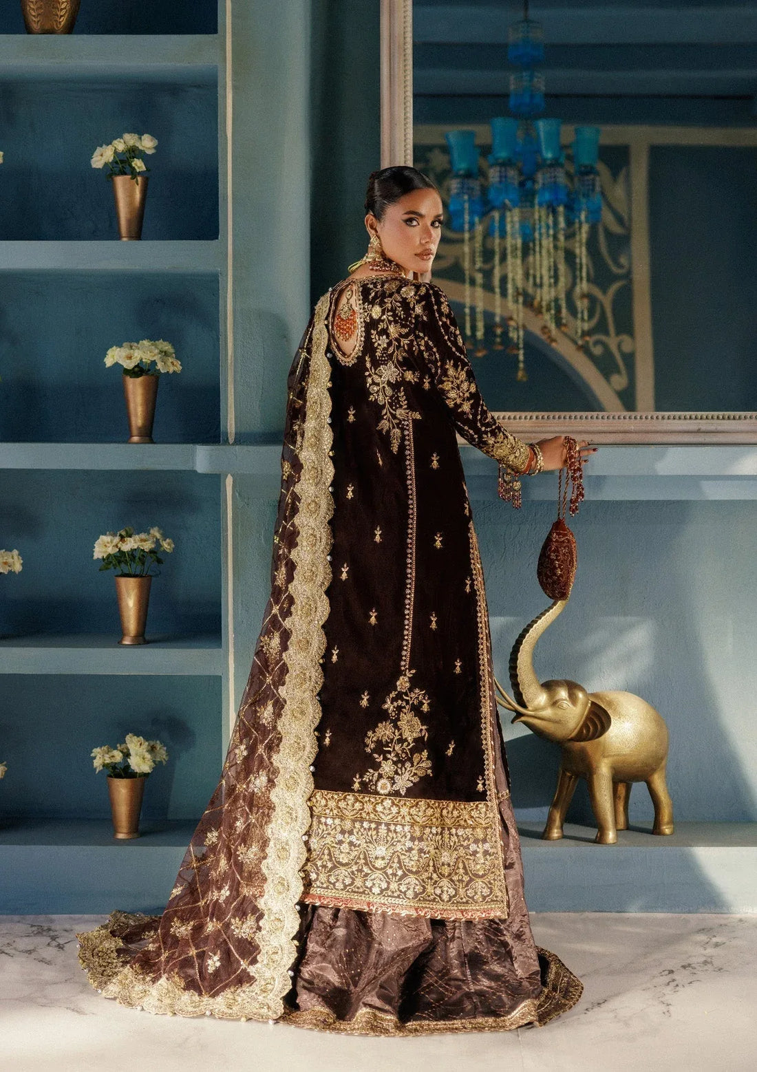 Aik Atelier | Udaipur Velvet 25 | LOOK 06 - Rang-e-Khaas