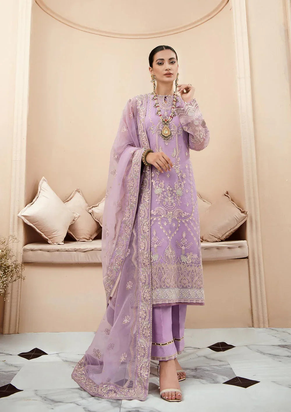 Aik Atelier | Formals Collection | LUMIERE - LOOK 01 - Rang-e-Khaas
