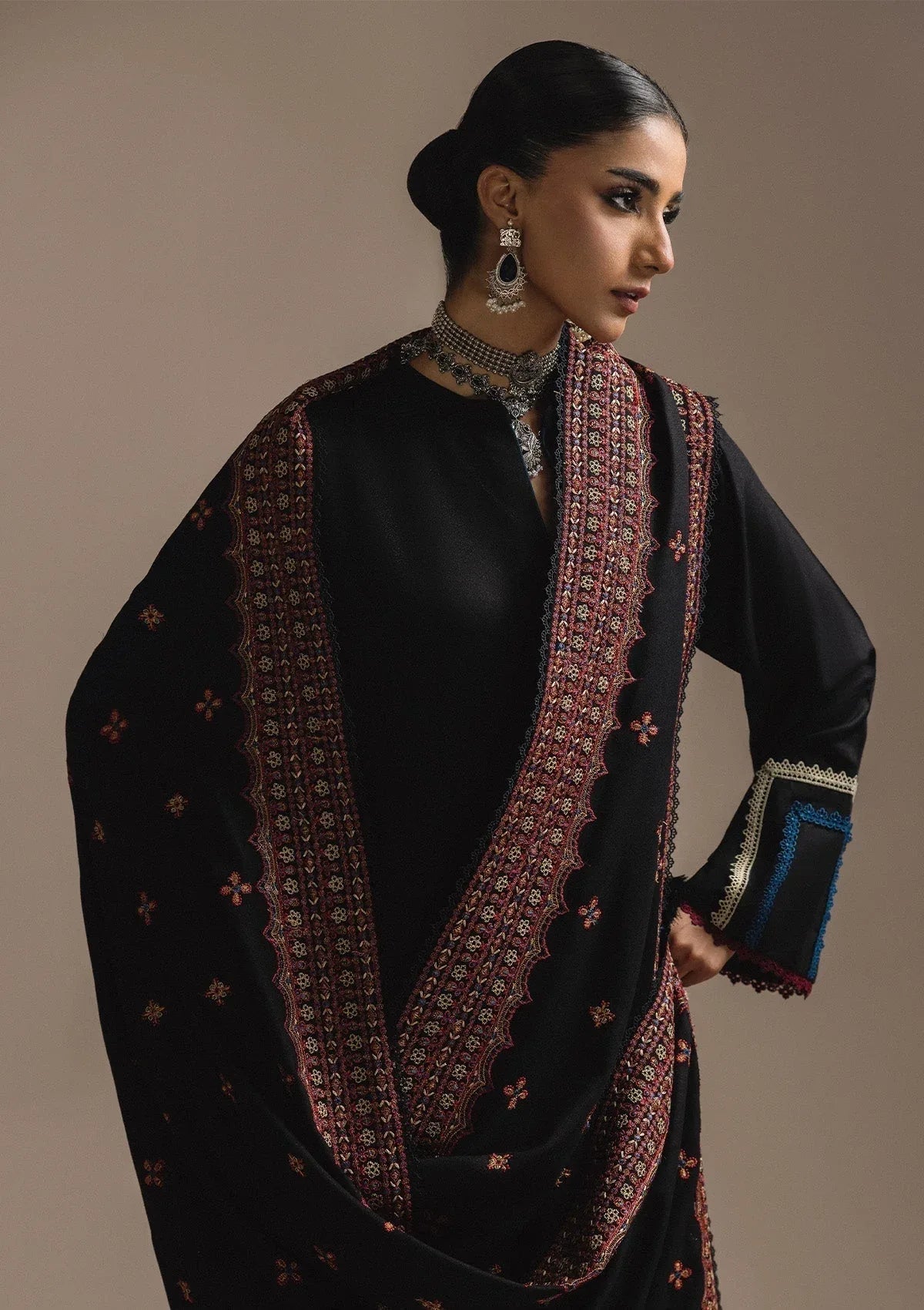 Aik Atelier | Aik Roz Karandi 25 | LOOK 02 - Rang-e-Khaas