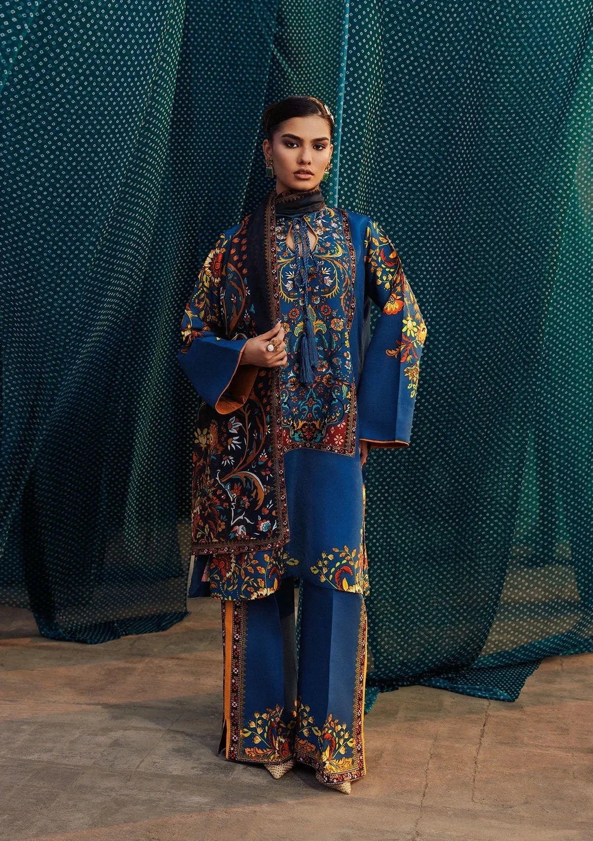 Aik Atelier | Roz Khaddar | AIK ROZ '25 D2 - LOOK 03 - Rang-e-Khaas