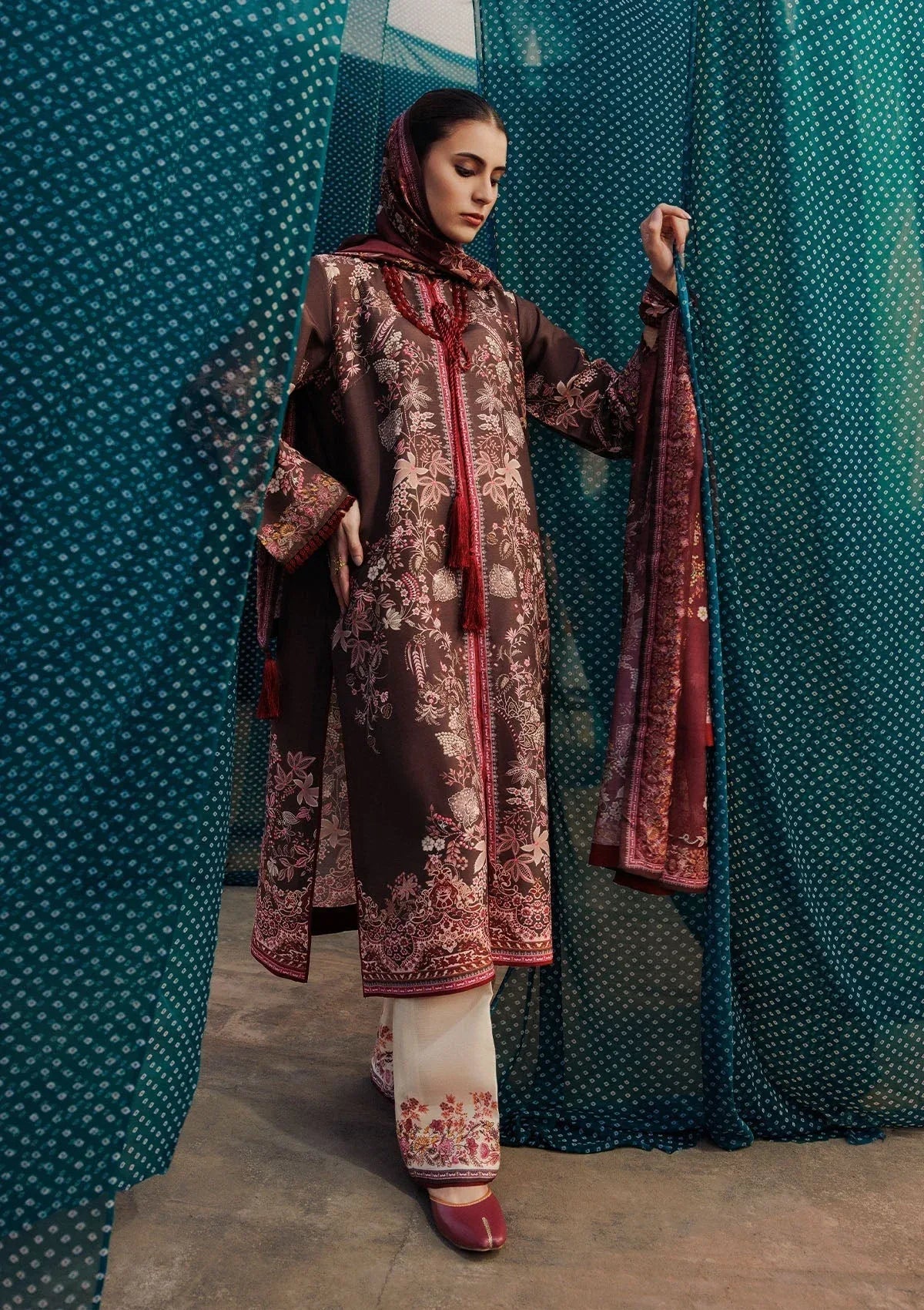 Aik Atelier | Roz Khaddar | AIK ROZ '25 D2 - LOOK 05 - Rang-e-Khaas