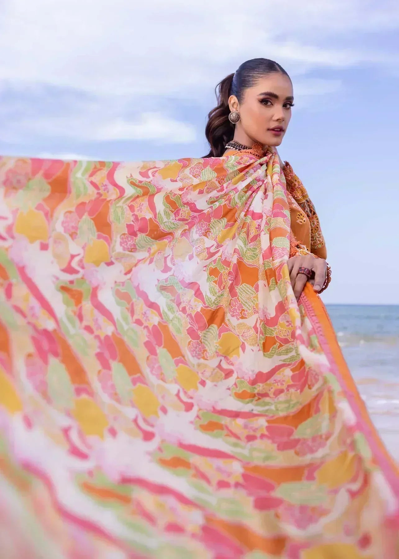 Akbar Aslam | Oasis Lawn 24 | Calla Lily - Rang-e-Khaas
