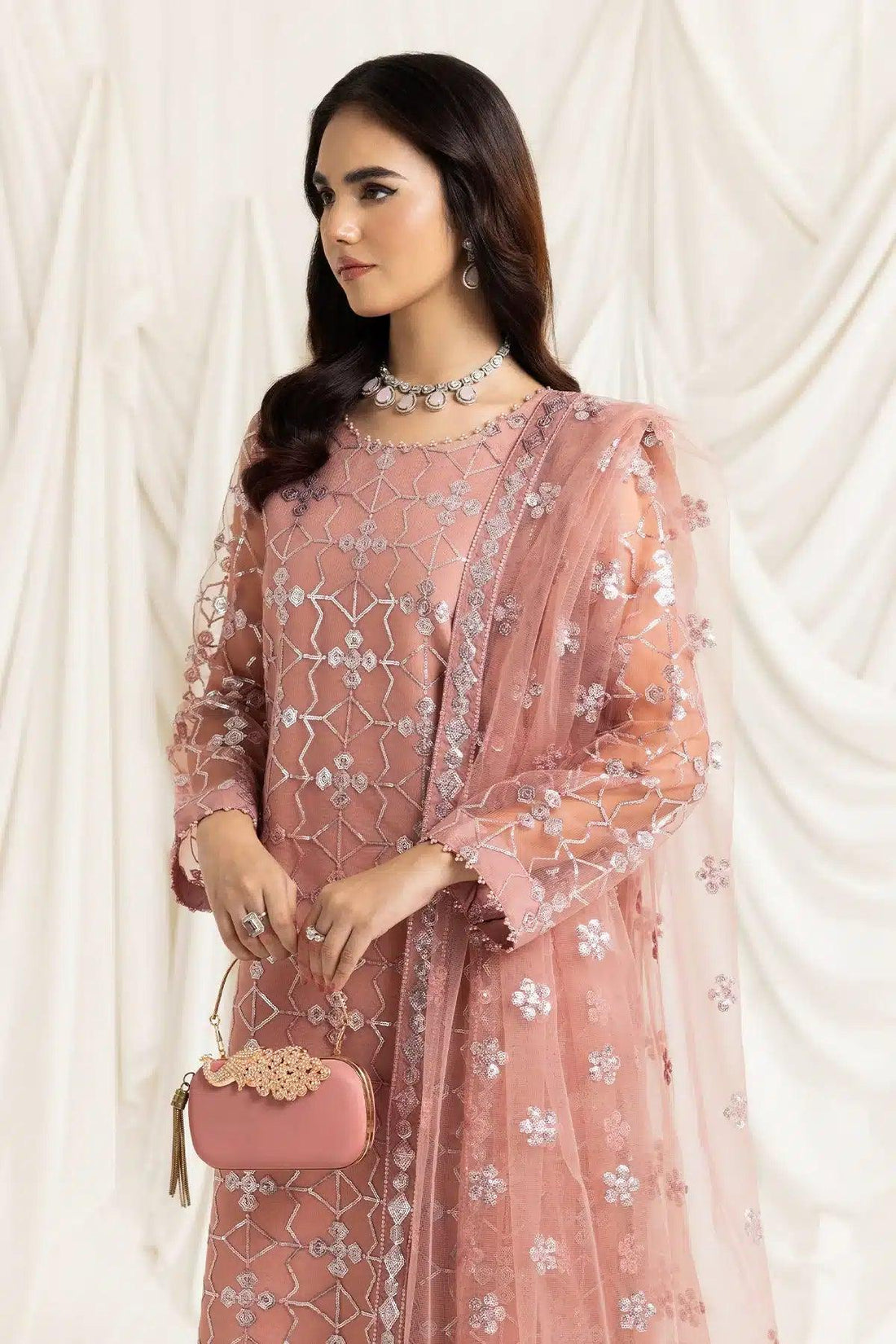 Alizeh | Dua Formals 23 | DUA-V02D04B-NAZIK(PINK) - Rang-e-Khaas