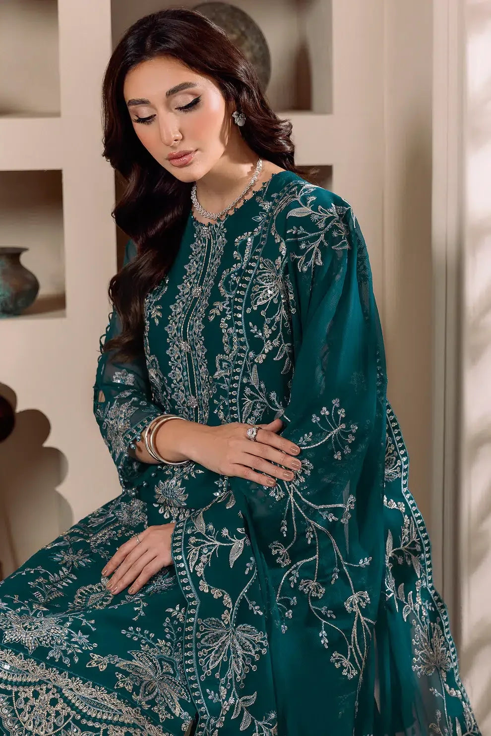 Alizeh | Dua Formals 23 | DUA-V01D02B- LYRA ( ZINC ) - Rang-e-Khaas