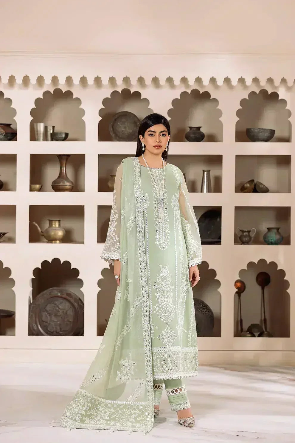 Alizeh | Dua Formals 23 | DUA-V01D04A- MEHRUNISA ( PISTA ) - Rang-e-Khaas
