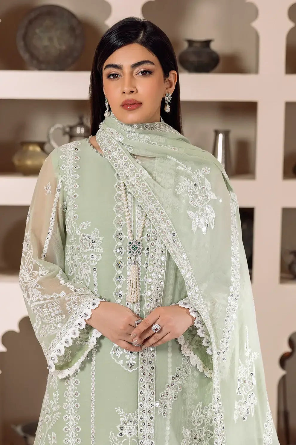 Alizeh | Dua Formals 23 | DUA-V01D04A- MEHRUNISA ( PISTA ) - Rang-e-Khaas