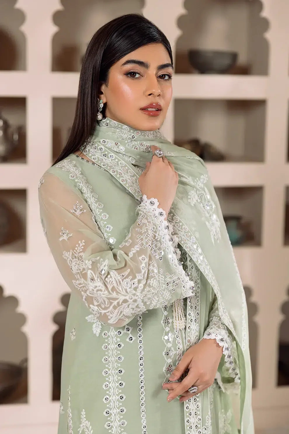 Alizeh | Dua Formals 23 | DUA-V01D04A- MEHRUNISA ( PISTA ) - Rang-e-Khaas