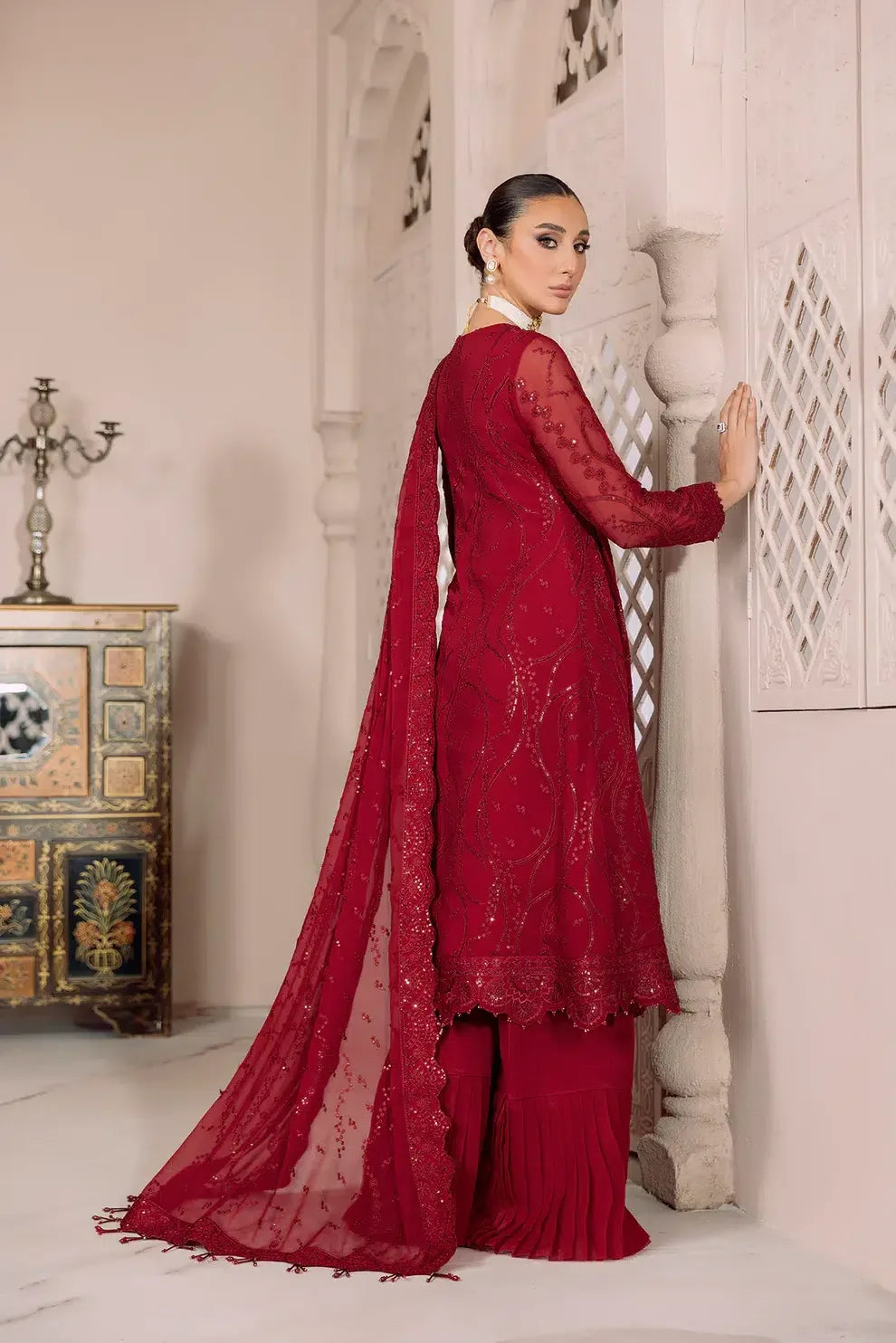 Alizeh | Dua Formals 23 | DUA-V01D03B- SYLVI ( RED ) - Rang-e-Khaas