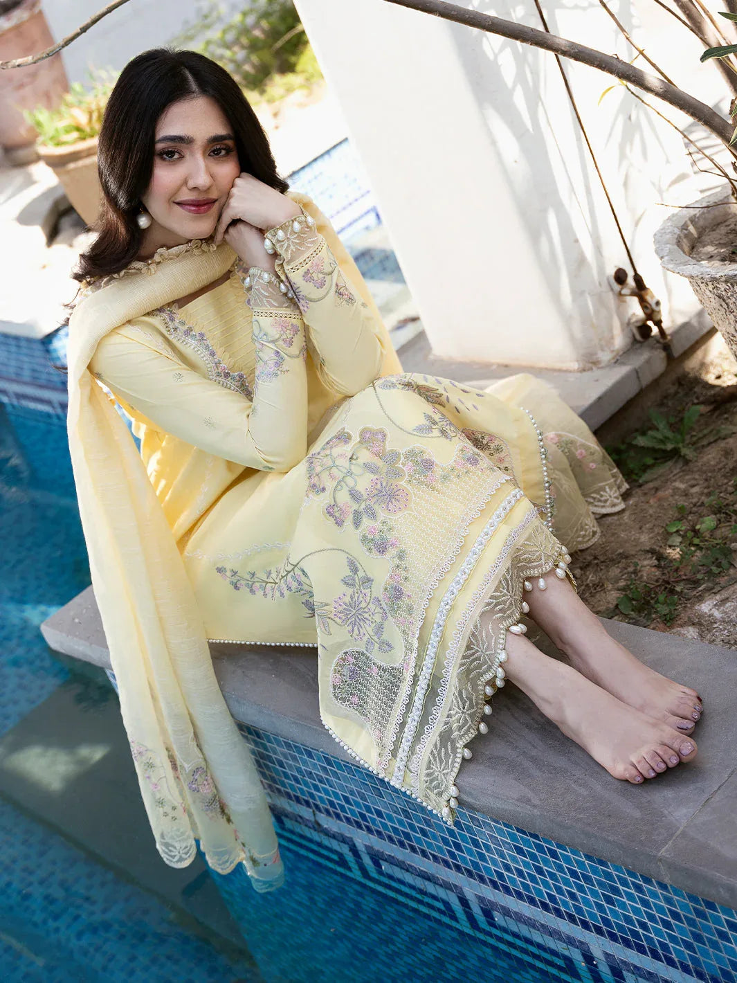 Izel | Mahveen Festive Lawn 25 | AMEL - Rang-e-Khaas