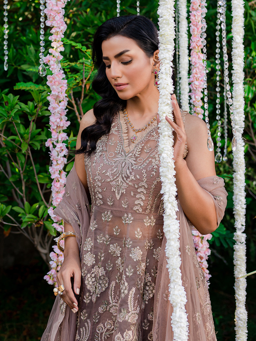 Izel | Heeriye Festive Collection | Madno